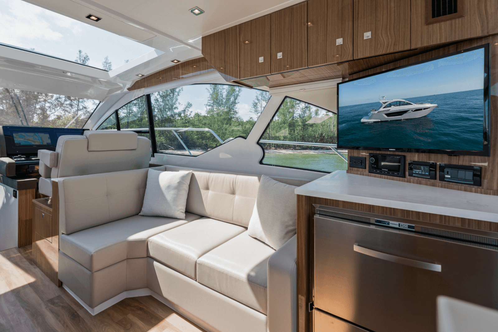 2024 Cruisers Yachts 50 Cantius - Photo 99