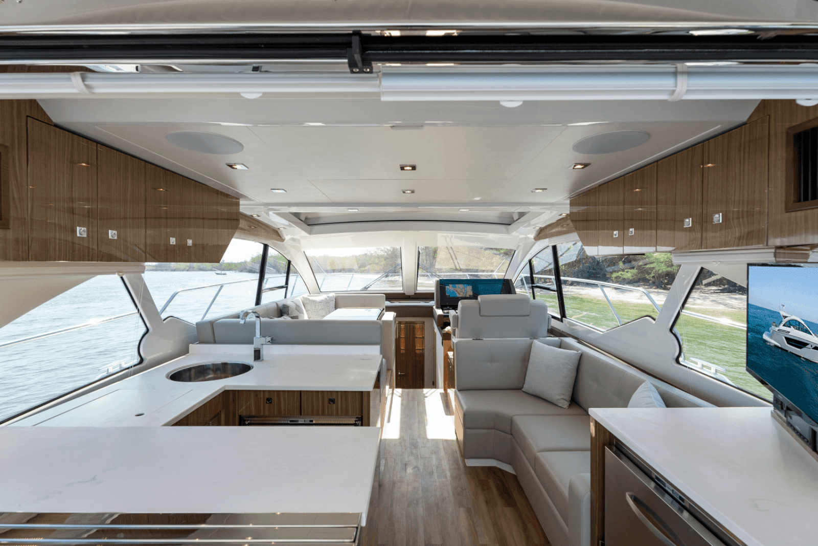 2024 Cruisers Yachts 50 Cantius - Photo 83