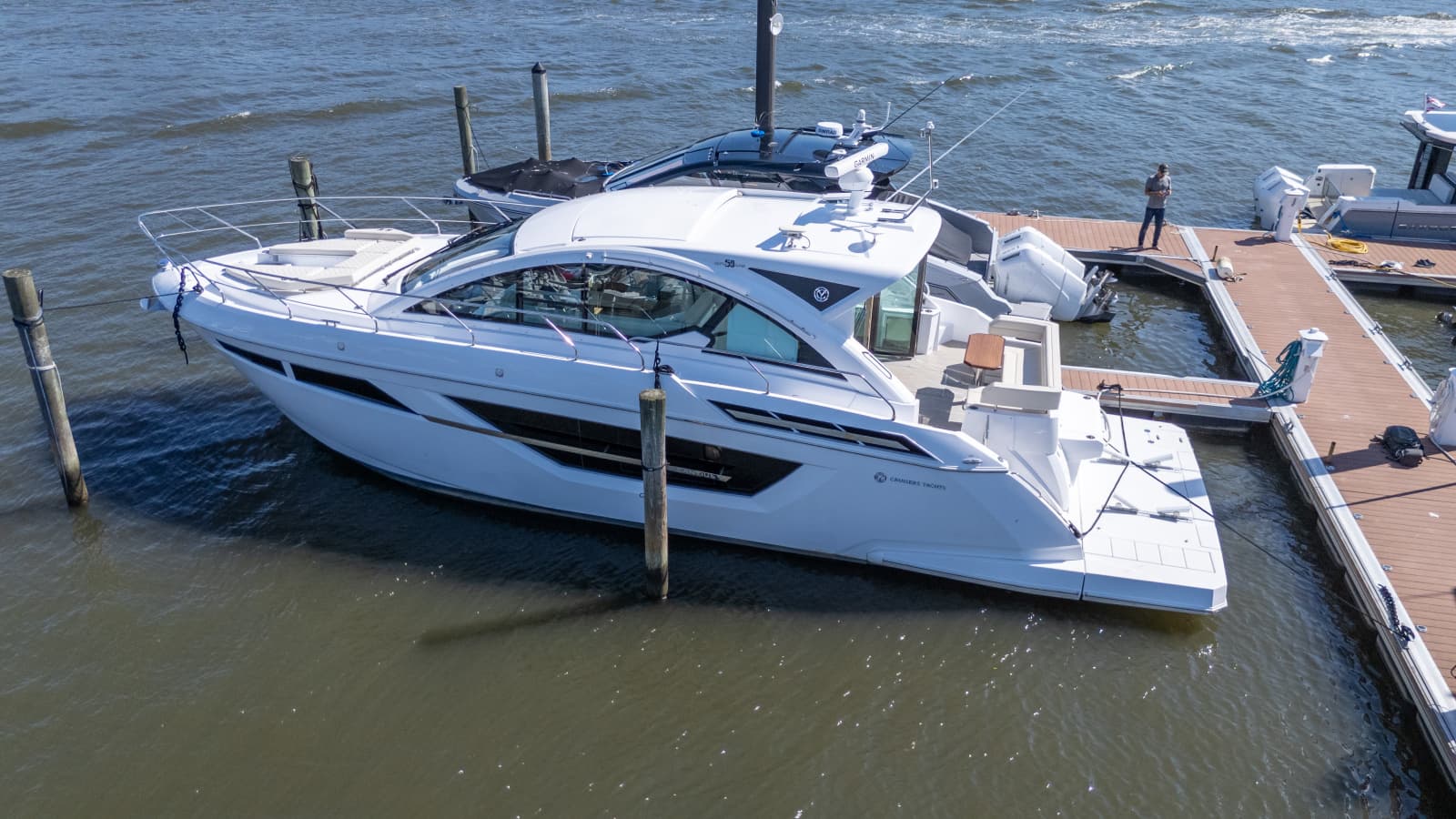 2024 Cruisers Yachts 50 Cantius - Photo 2