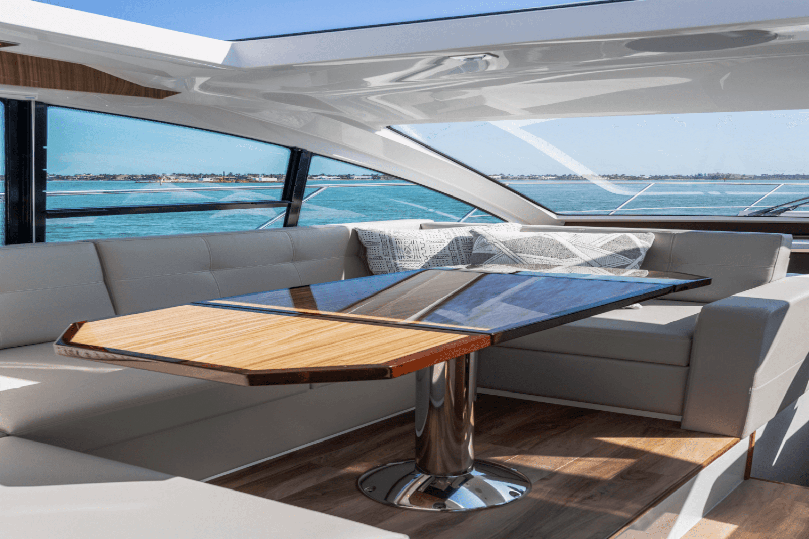 2024 Cruisers Yachts 50 Cantius - Photo 92