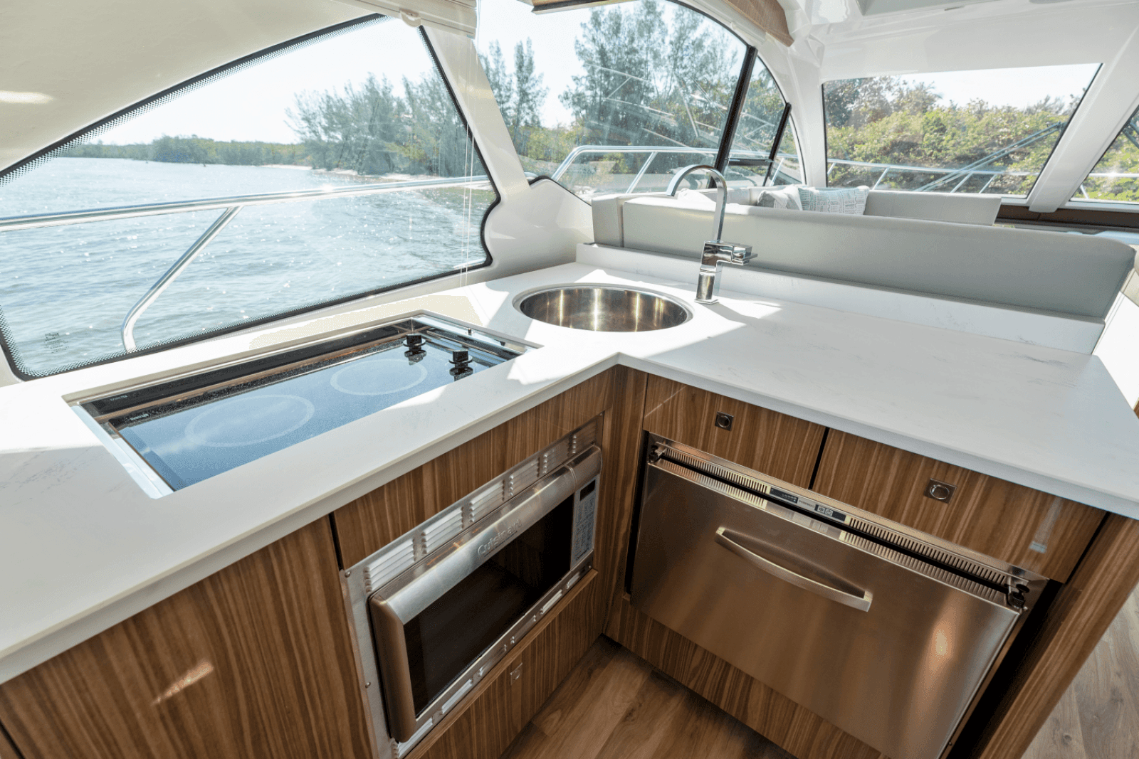2024 Cruisers Yachts 50 Cantius - Photo 88