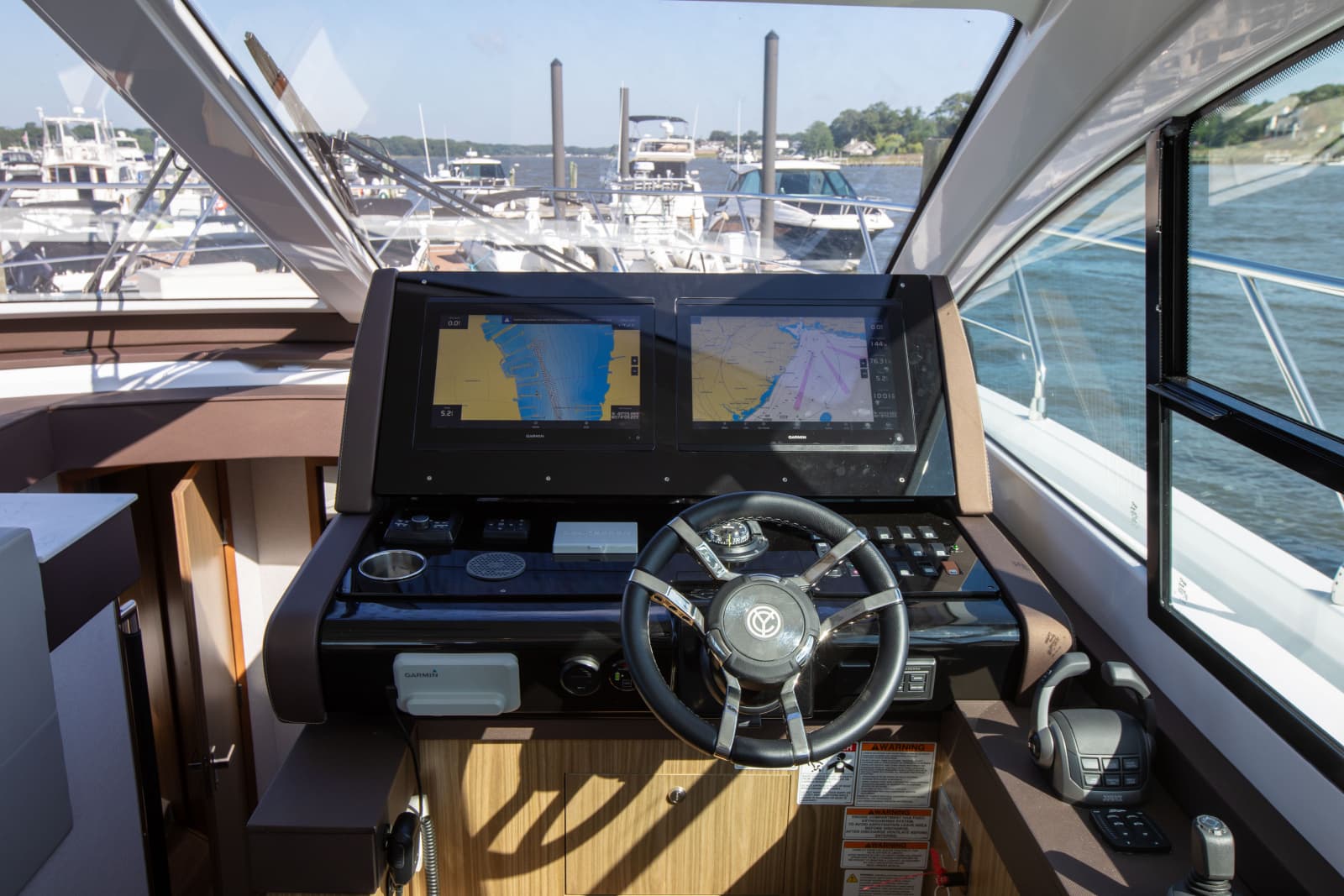 2024 Cruisers Yachts 50 Cantius - Photo 43