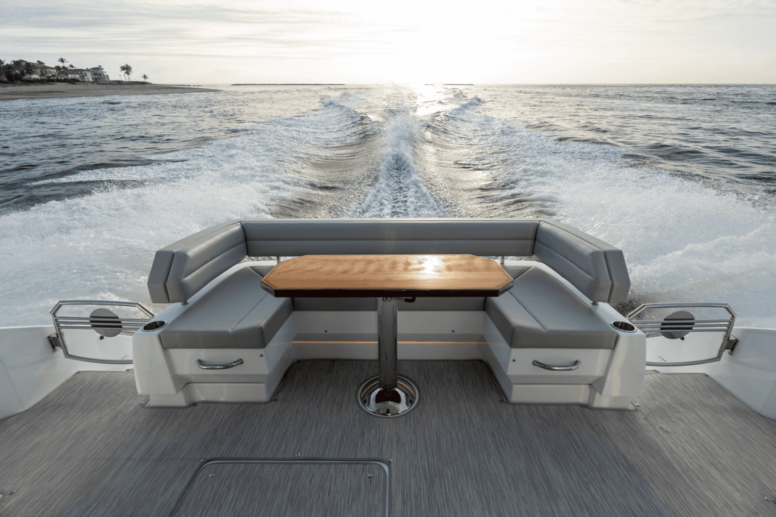 2024 Cruisers Yachts 50 Cantius - Photo 39