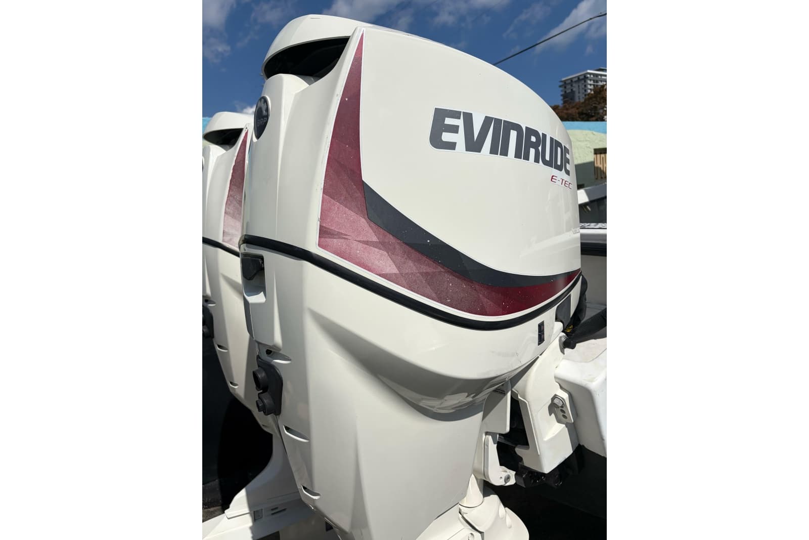 1997 Dusky 256 Center Console - Photo 9