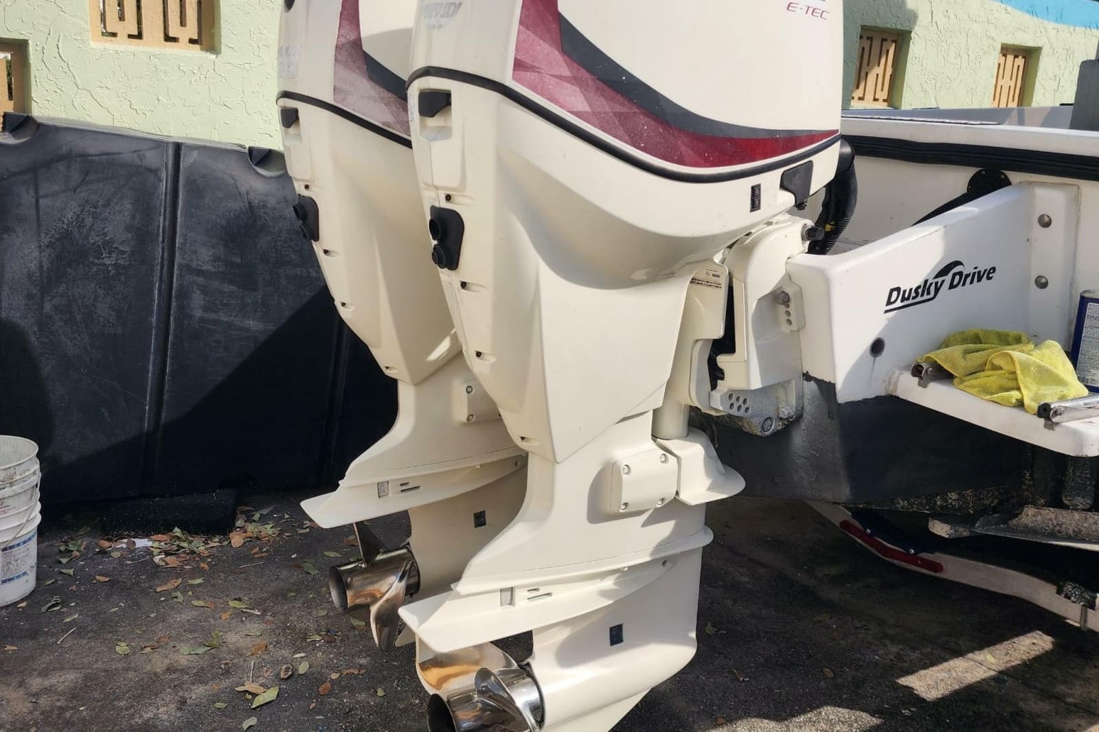 1997 Dusky 256 Center Console - Photo 6