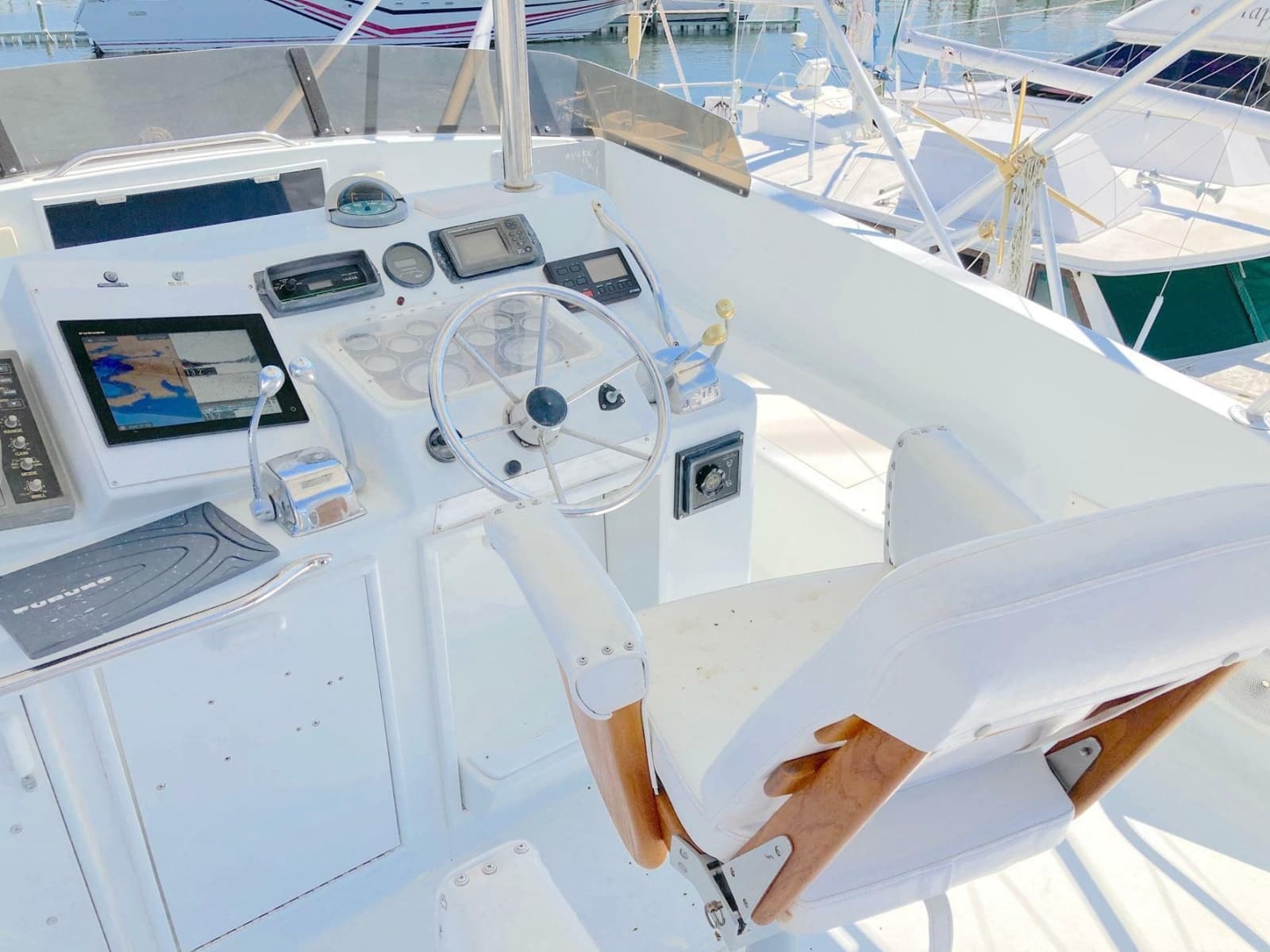 1988 Ocean Yachts 48 Super Sport - Photo 21