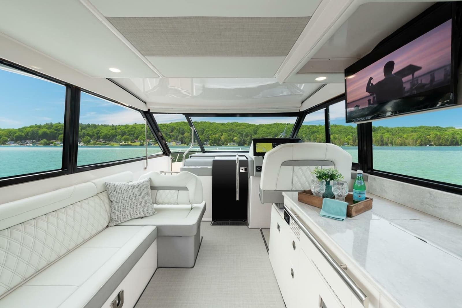 2023 Regal 36 XO - Photo 20