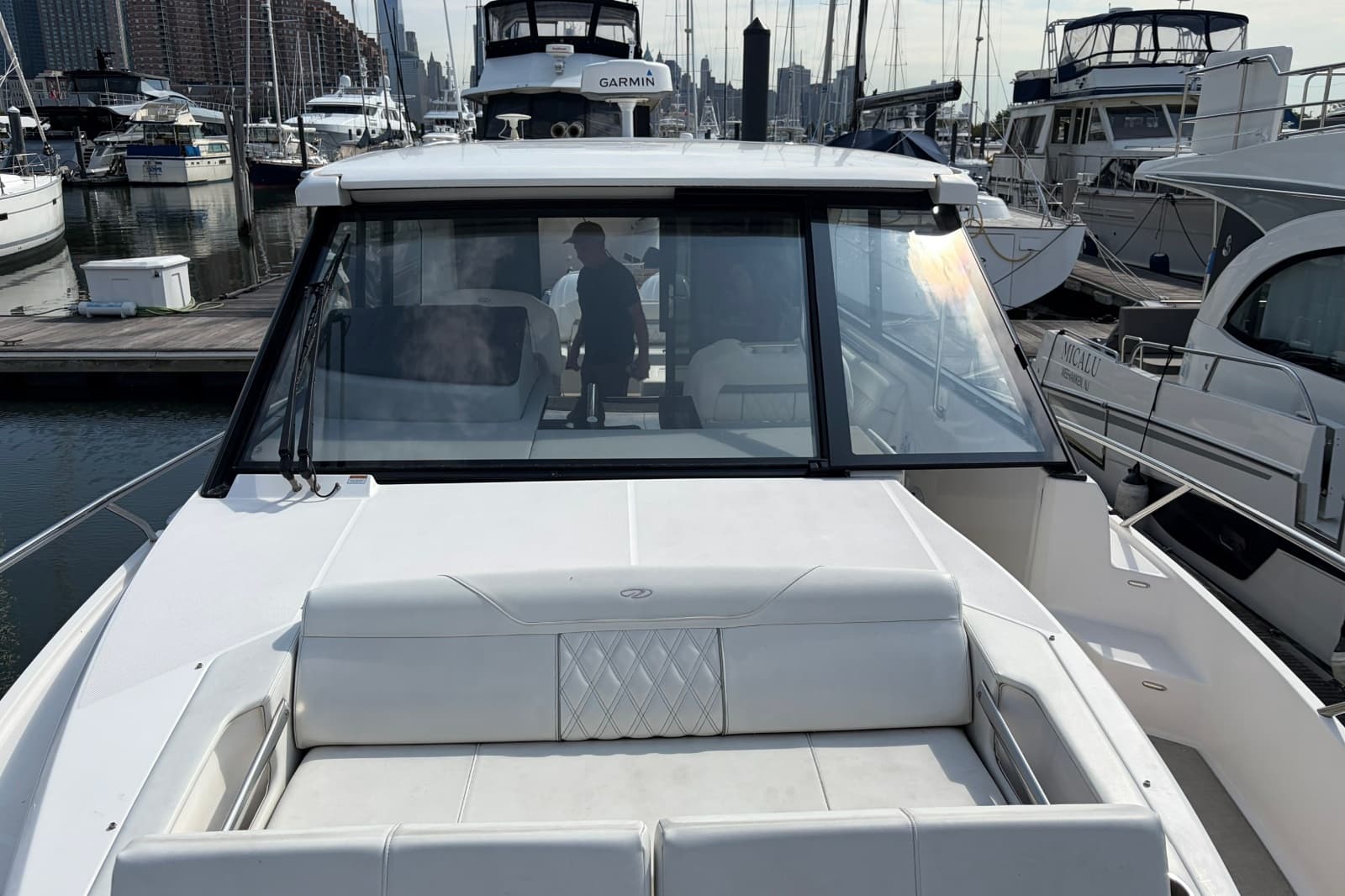 2023 Regal 36 XO - Photo 4