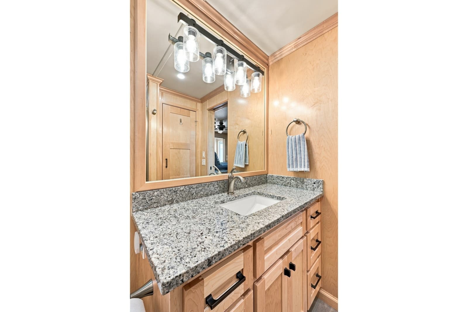 2023 Sumerset 18 x 77 LUX - Photo 63