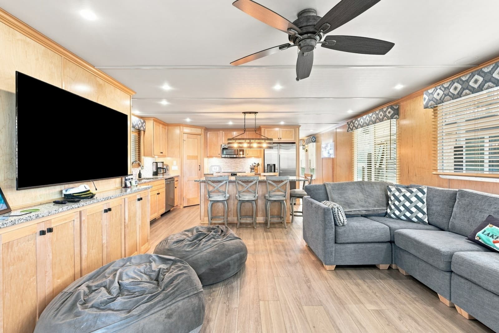 2023 Sumerset 18 x 77 LUX - Photo 30