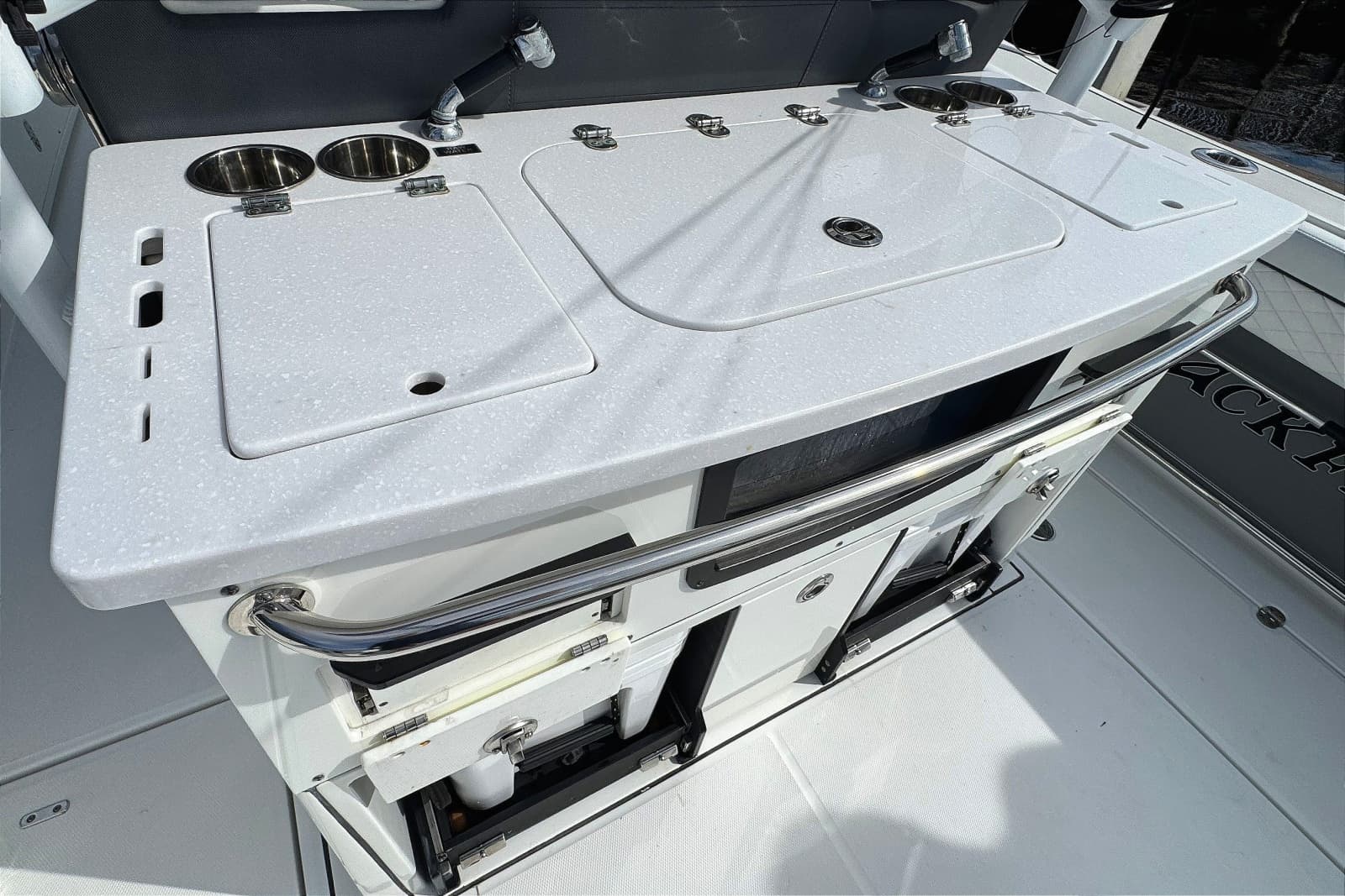 2021 Blackfin 332 CC - Photo 24