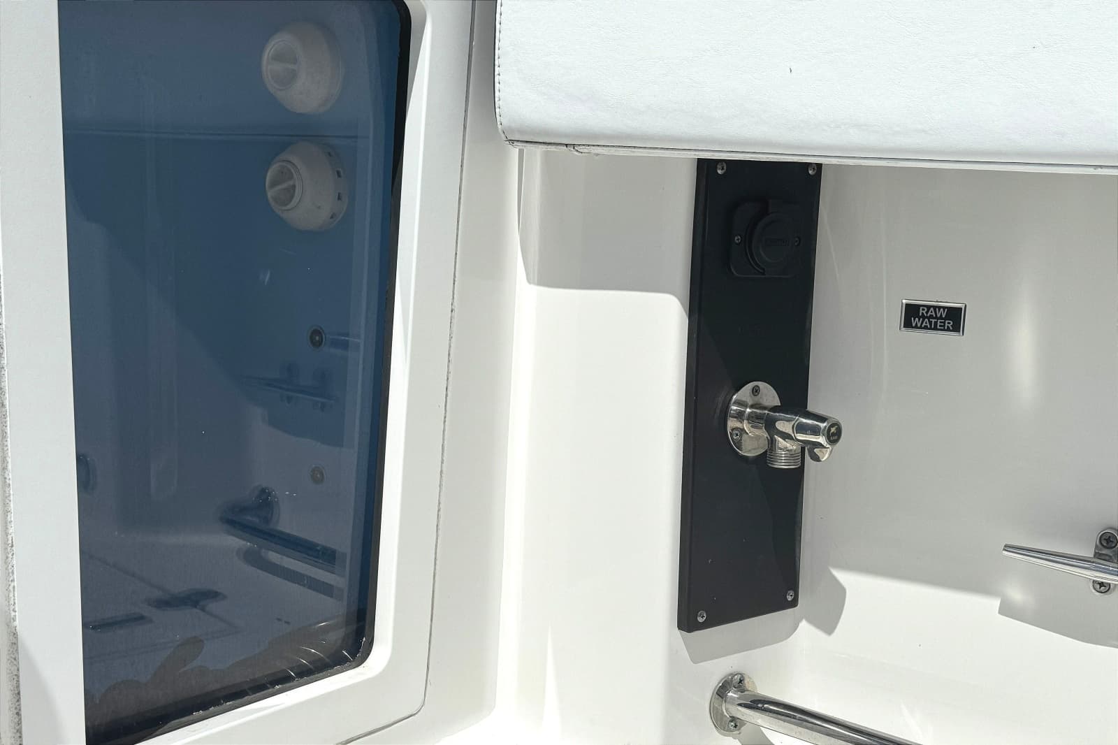 2021 Blackfin 332 CC - Photo 36