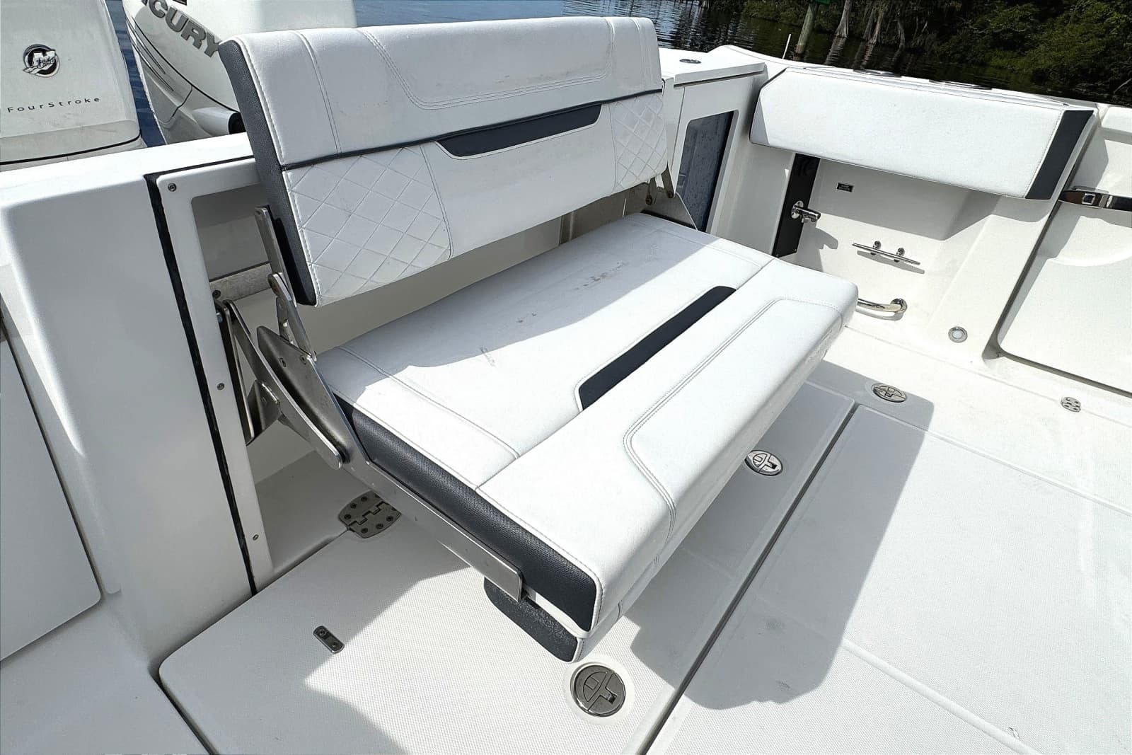 2021 Blackfin 332 CC - Photo 20
