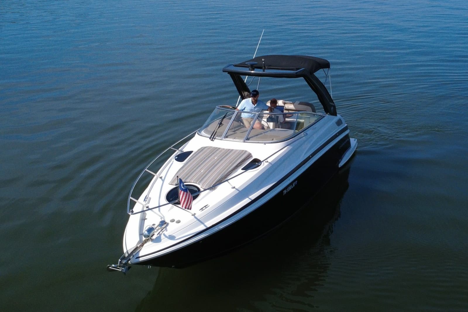 2018 Regal 28 Express - Photo 14