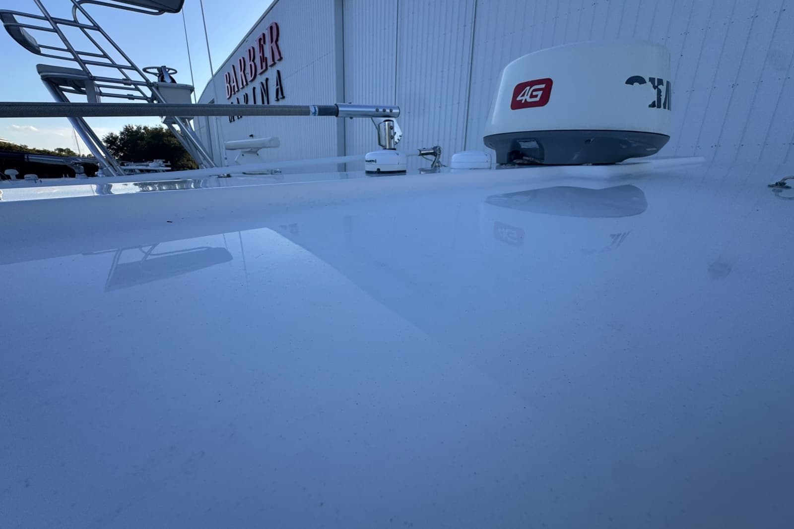 2016 Regulator 34 - Photo 13