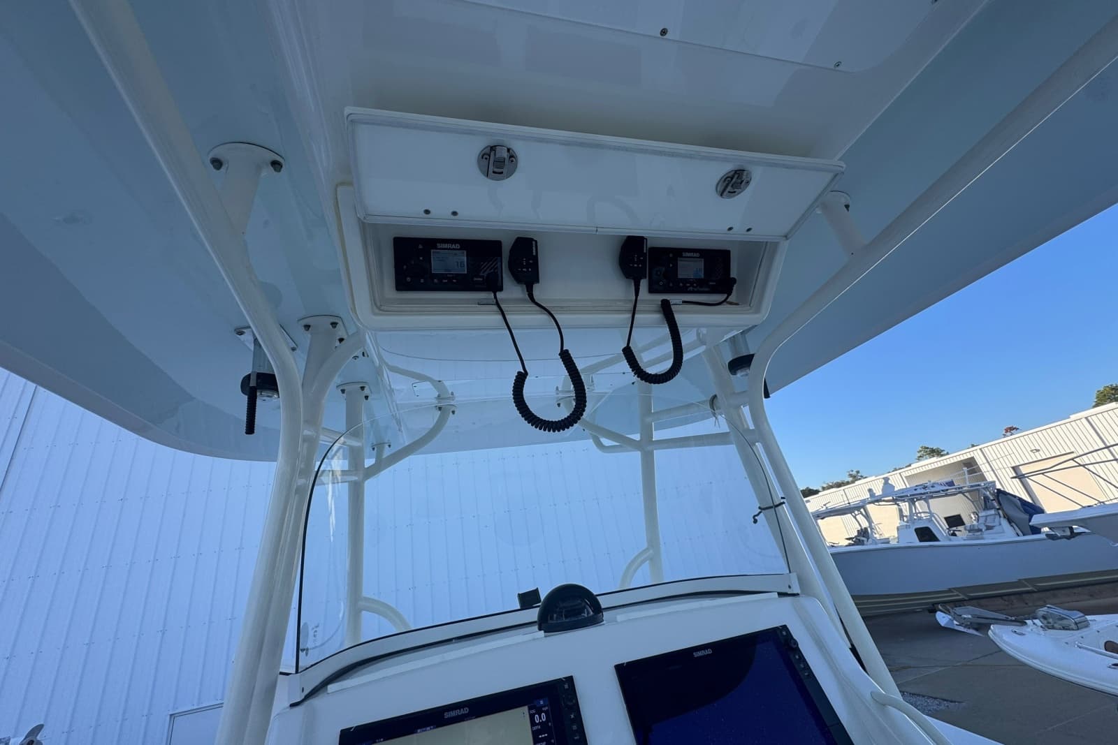 2016 Regulator 34 - Photo 7