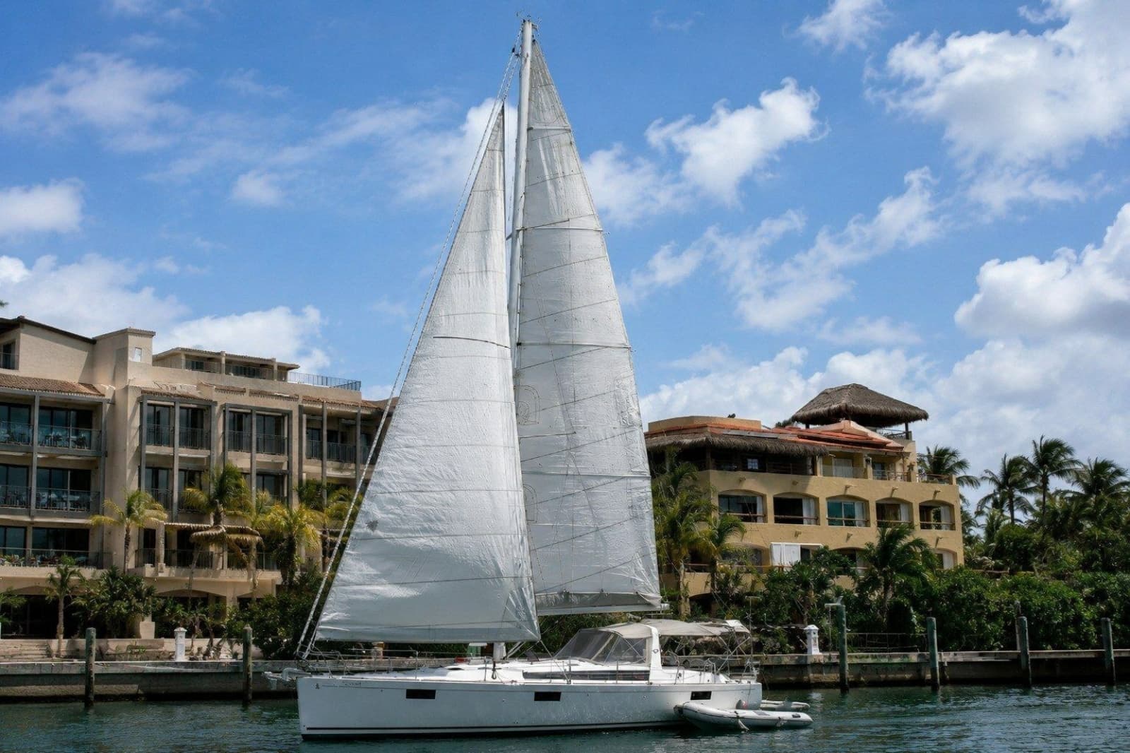 2014 Beneteau Oceanis 48 - Photo 1