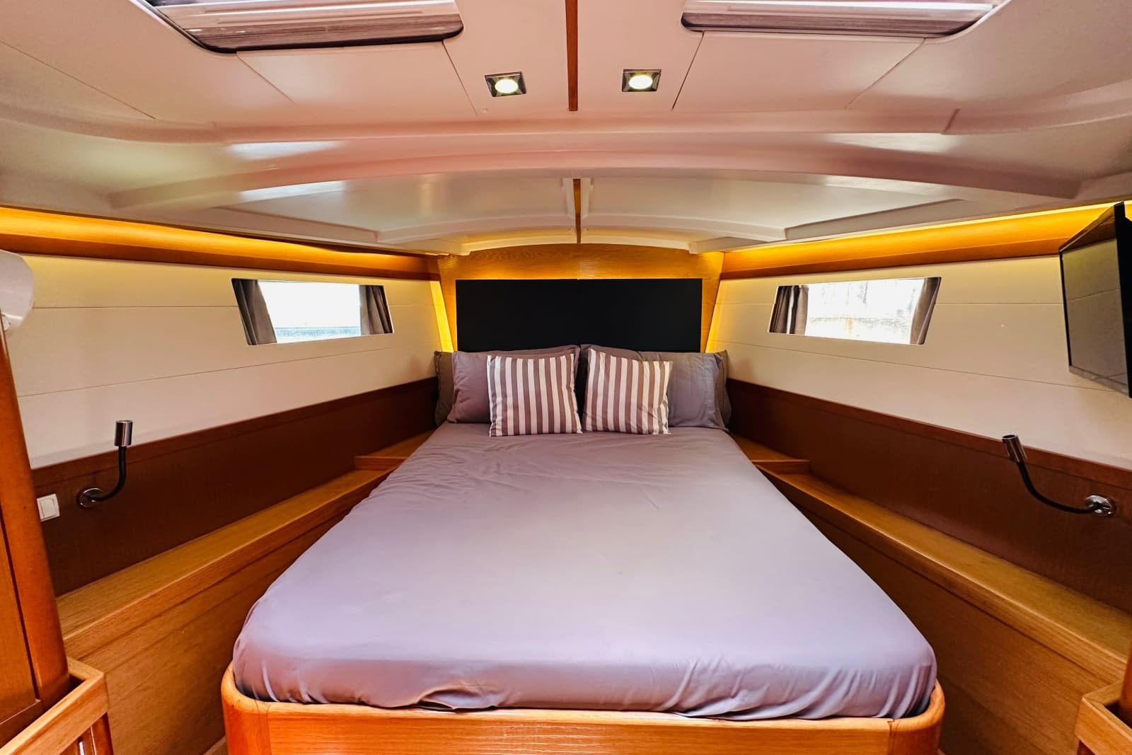 2014 Beneteau Oceanis 48 - Photo 7