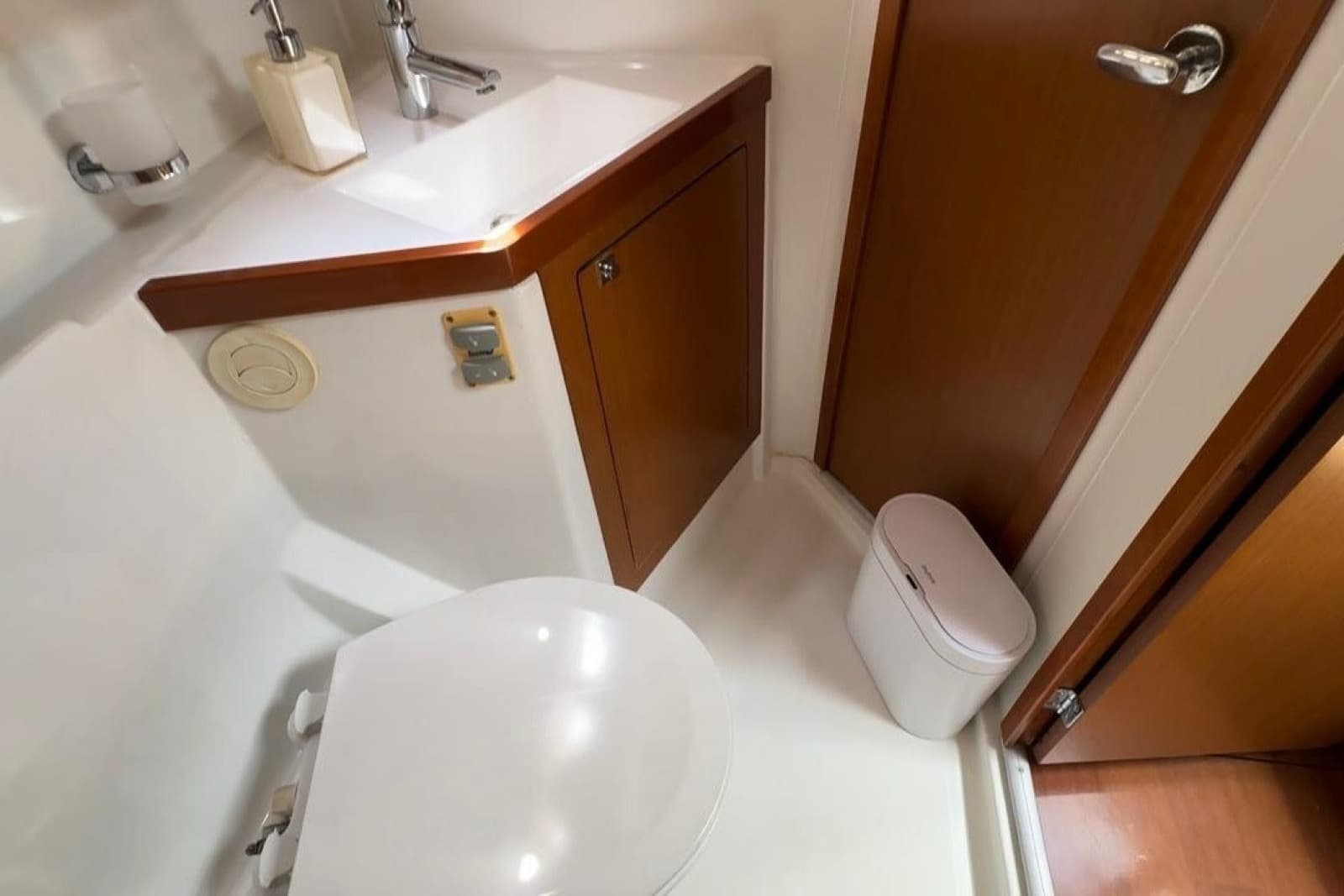2014 Beneteau Oceanis 48 - Photo 50