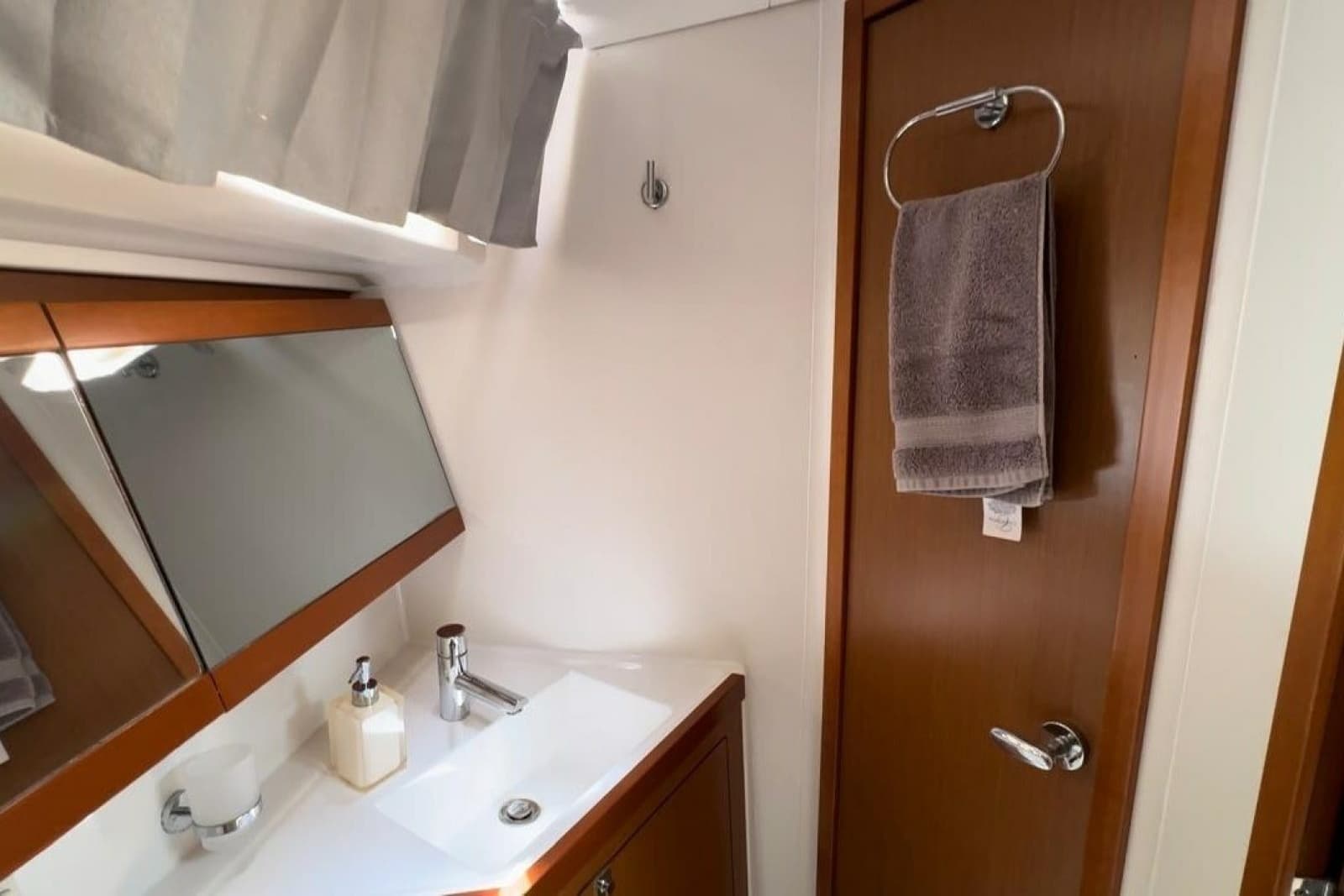 2014 Beneteau Oceanis 48 - Photo 49