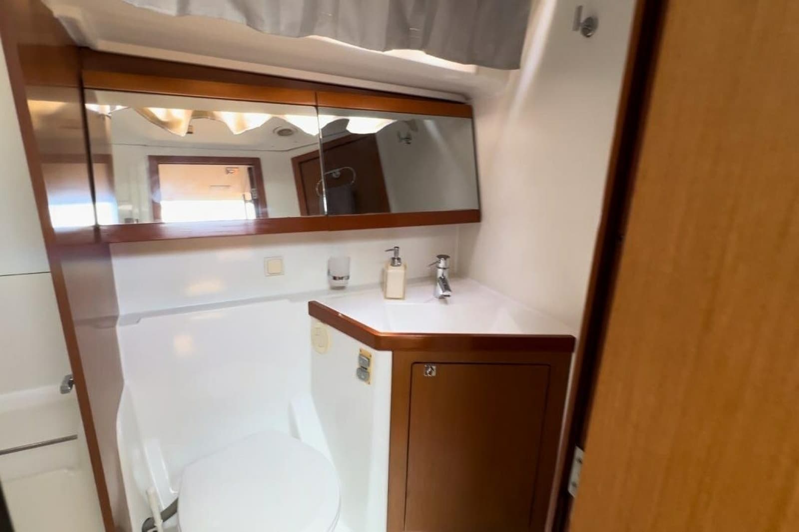 2014 Beneteau Oceanis 48 - Photo 47