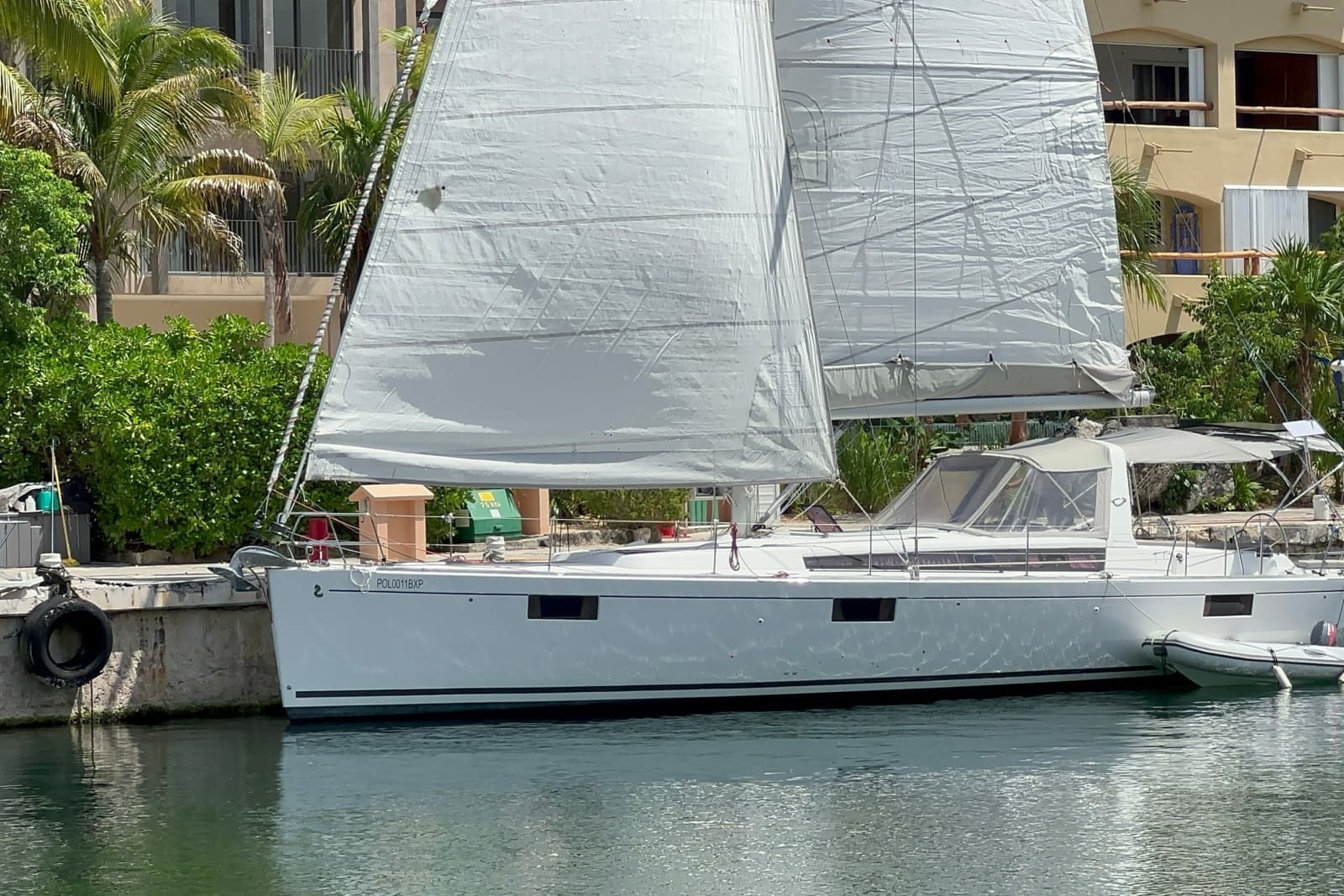 2014 Beneteau Oceanis 48 - Photo 2
