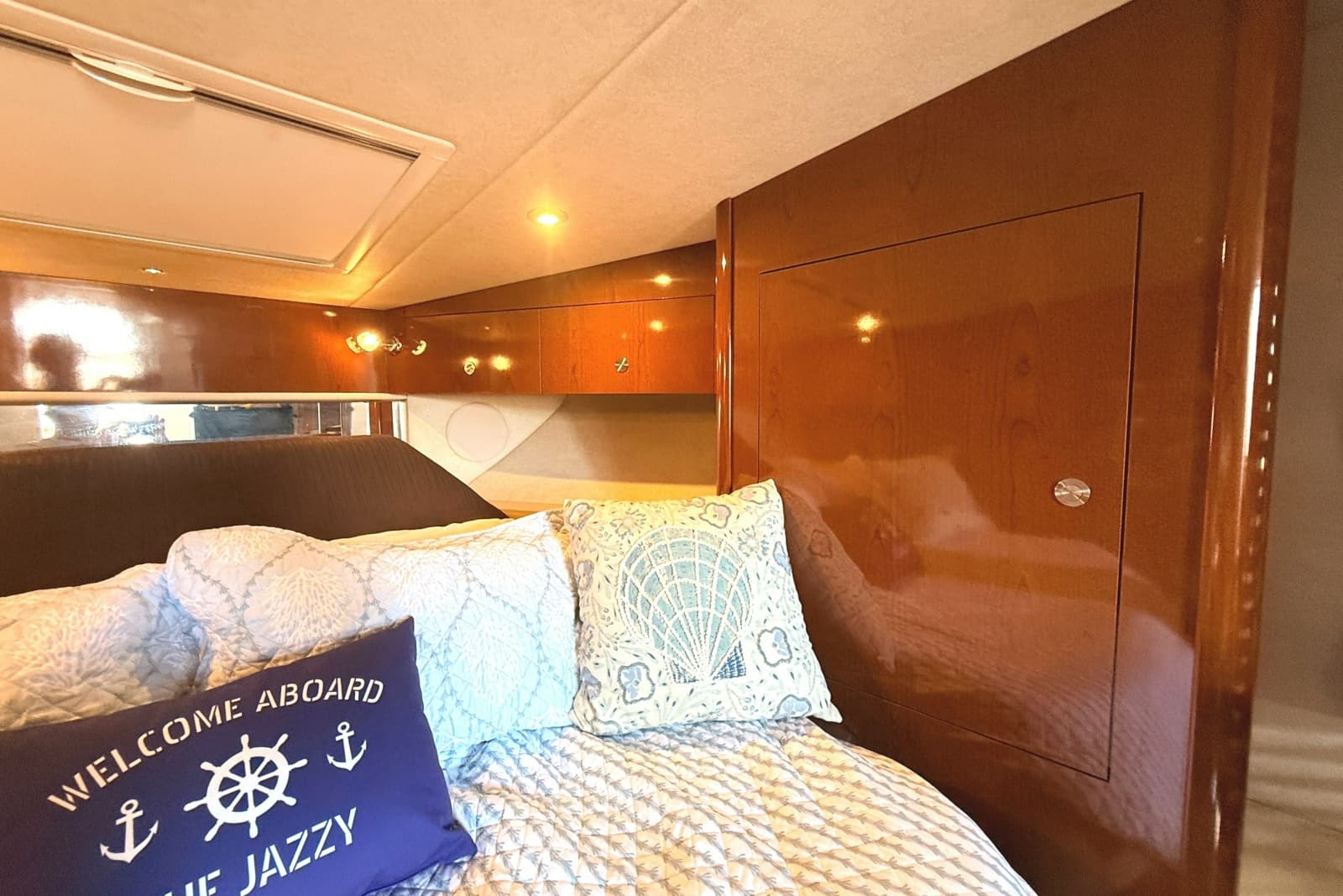 2013 Sea Ray Sundancer 370 - Photo 30