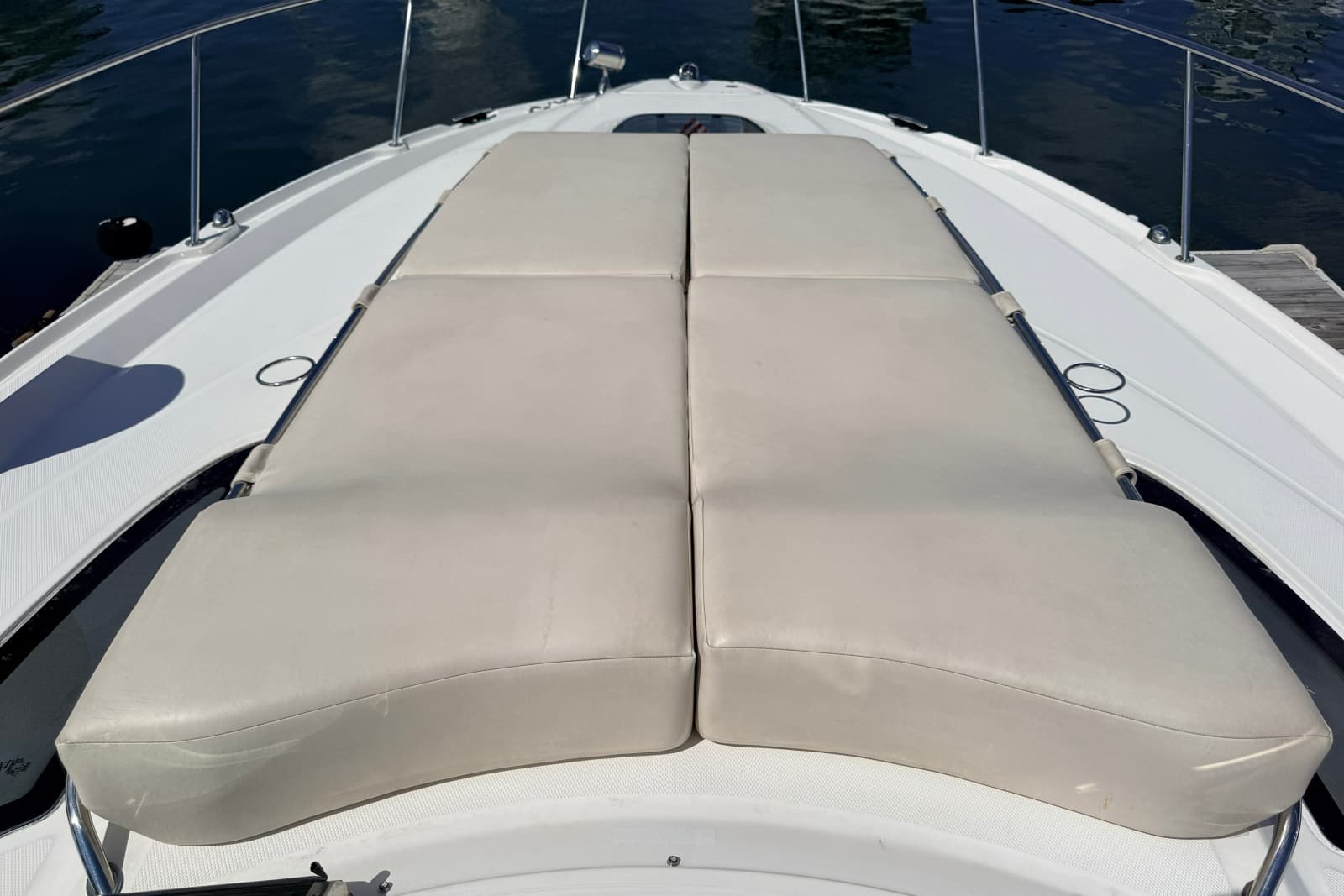 2013 Sea Ray Sundancer 370 - Photo 6
