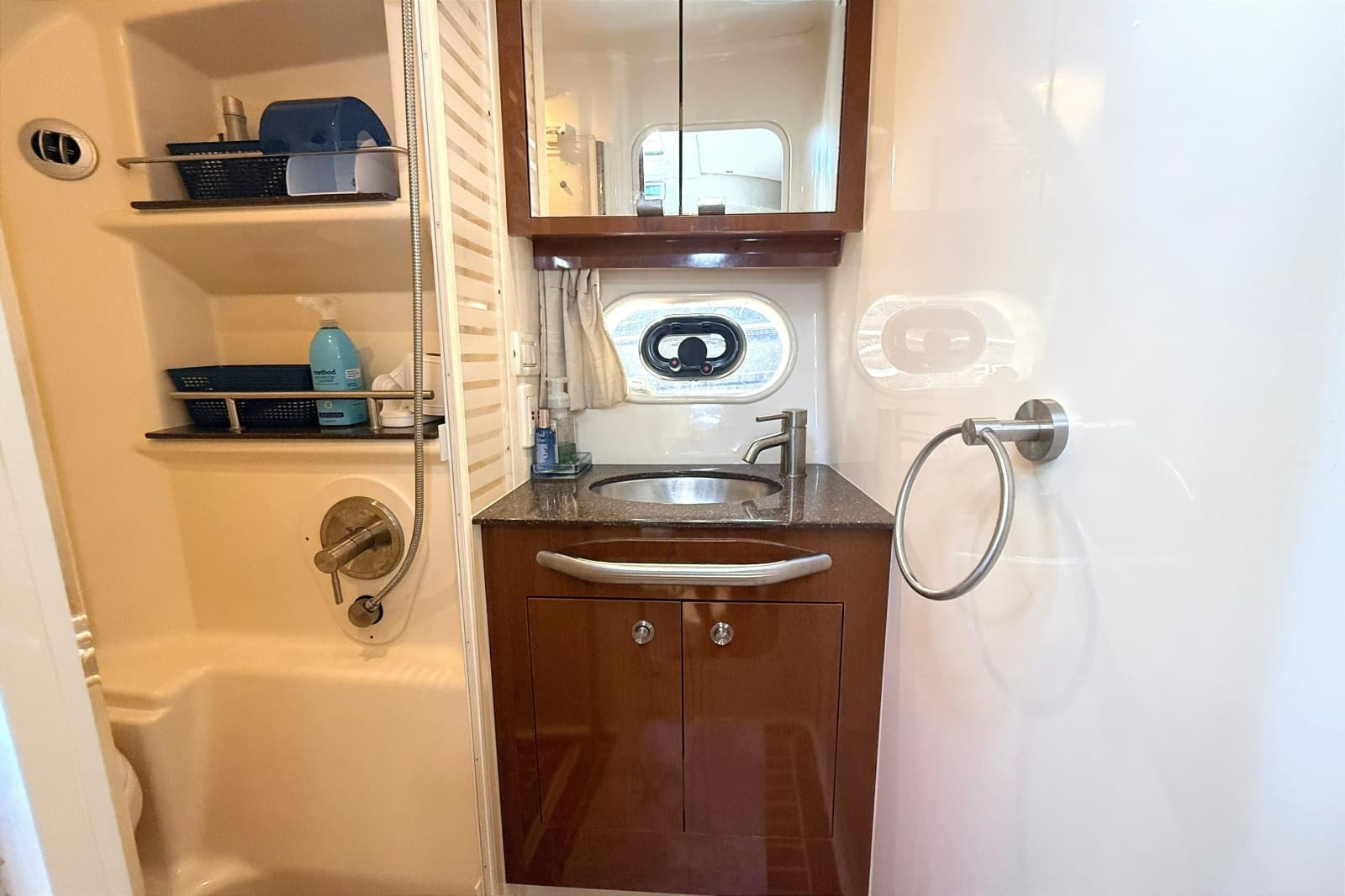 2013 Sea Ray Sundancer 370 - Photo 39