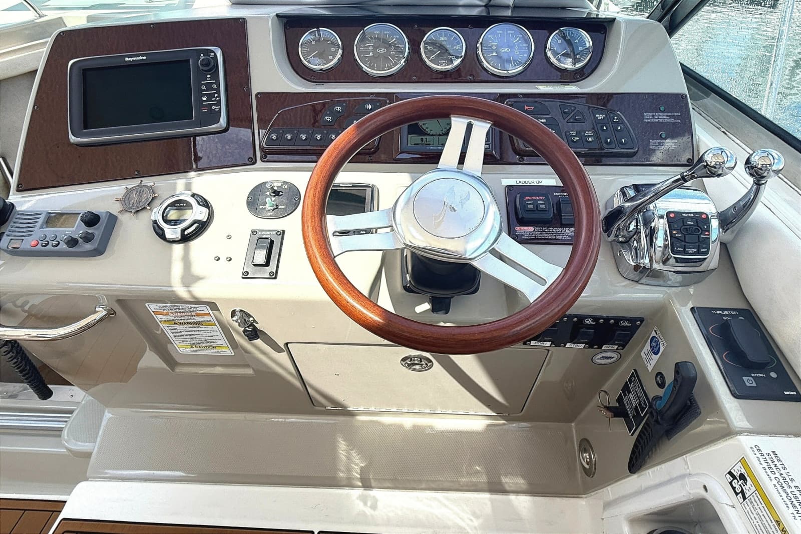 2013 Sea Ray Sundancer 370 - Photo 14
