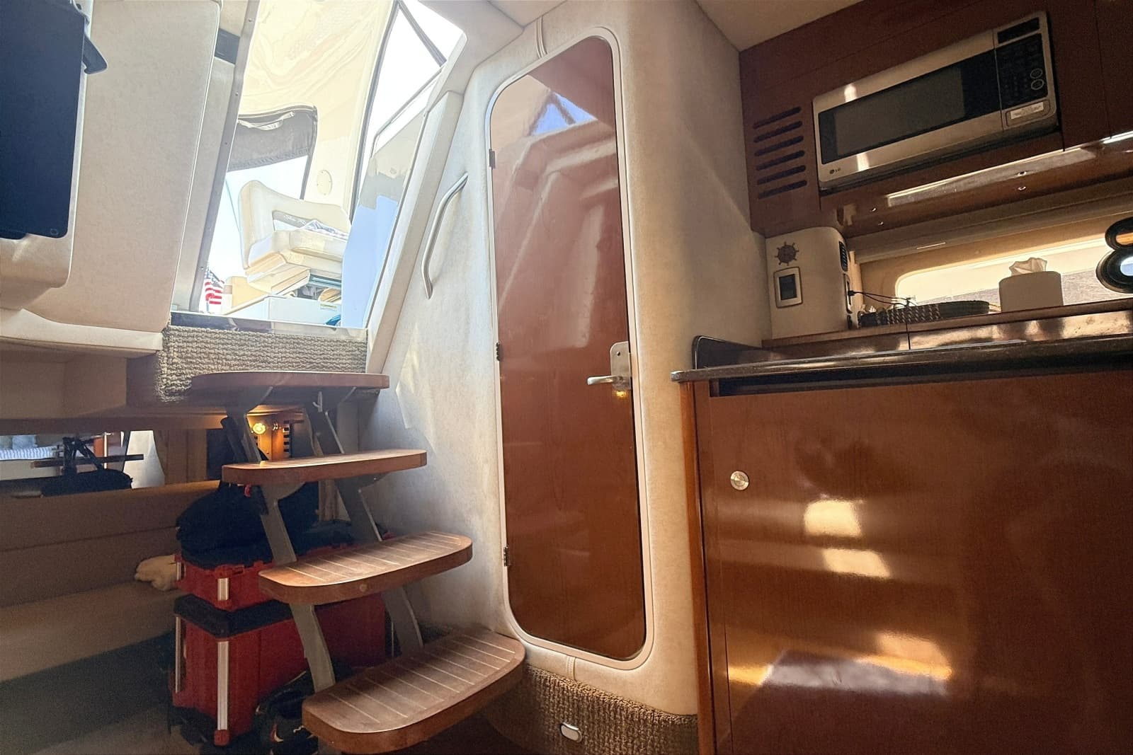 2013 Sea Ray Sundancer 370 - Photo 17