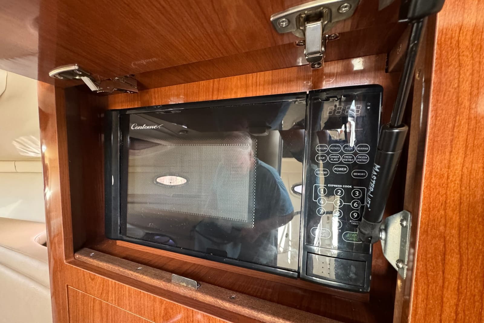 2010 Regal 2860 Window Express - Photo 30
