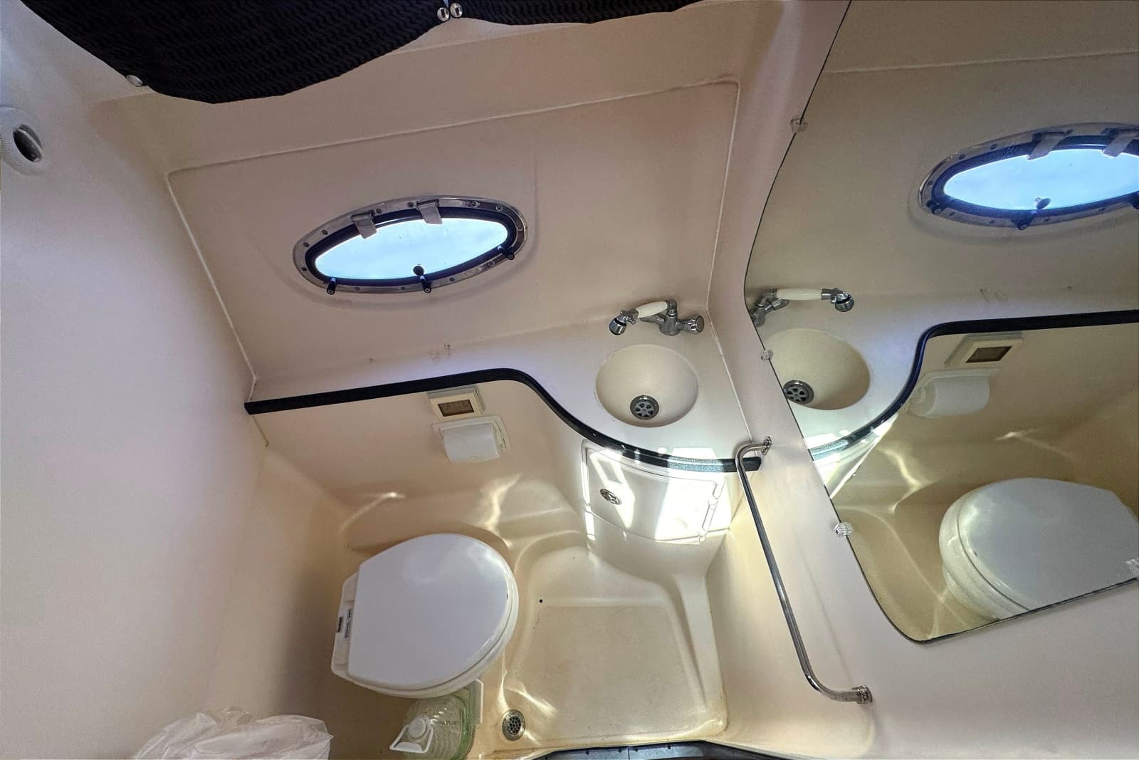 2010 Regal 2860 Window Express - Photo 38