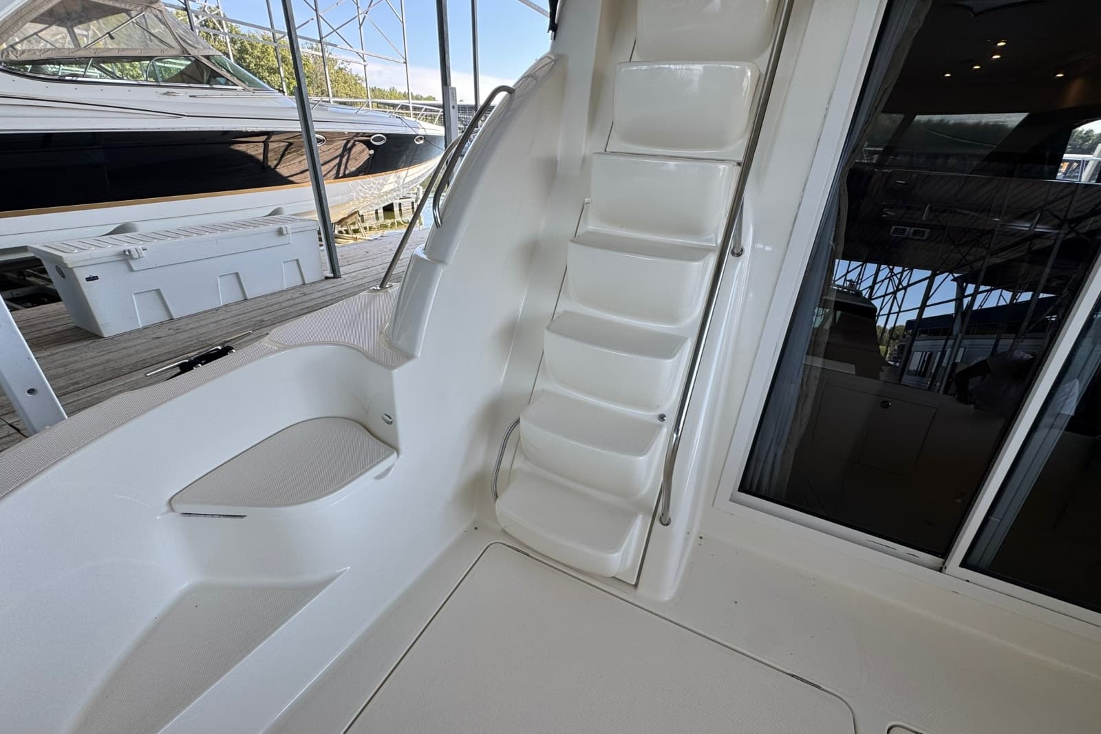 2008 Meridian 411 Sedan - Photo 33