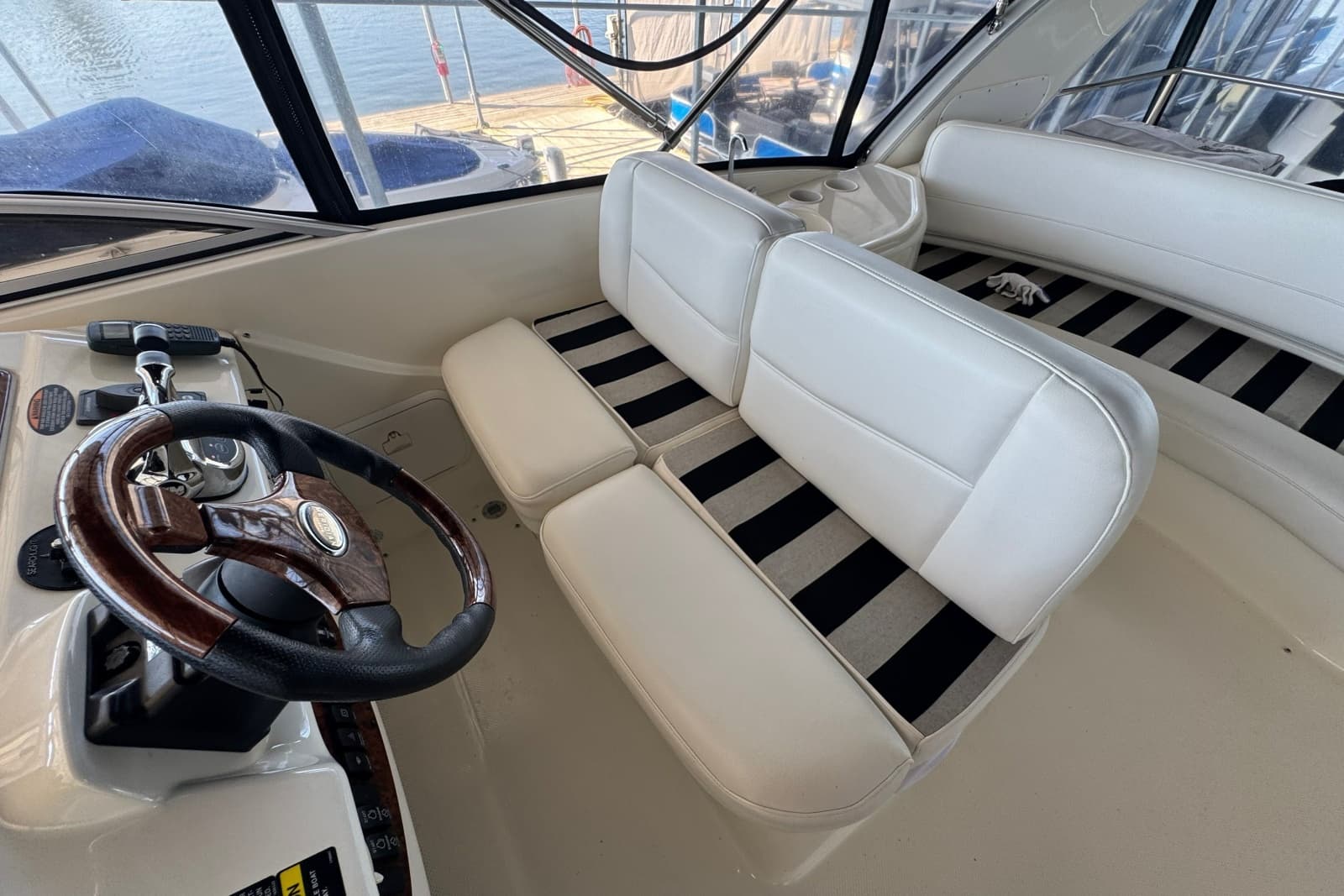 2008 Meridian 411 Sedan - Photo 59