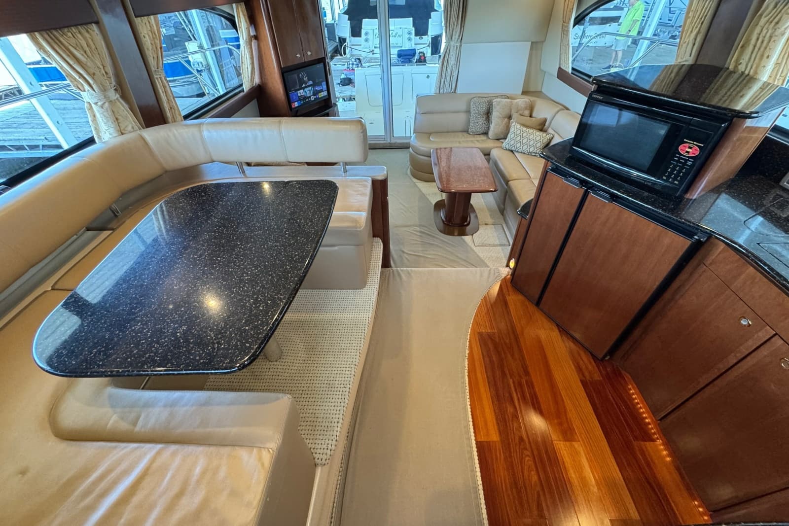 2008 Meridian 411 Sedan - Photo 87