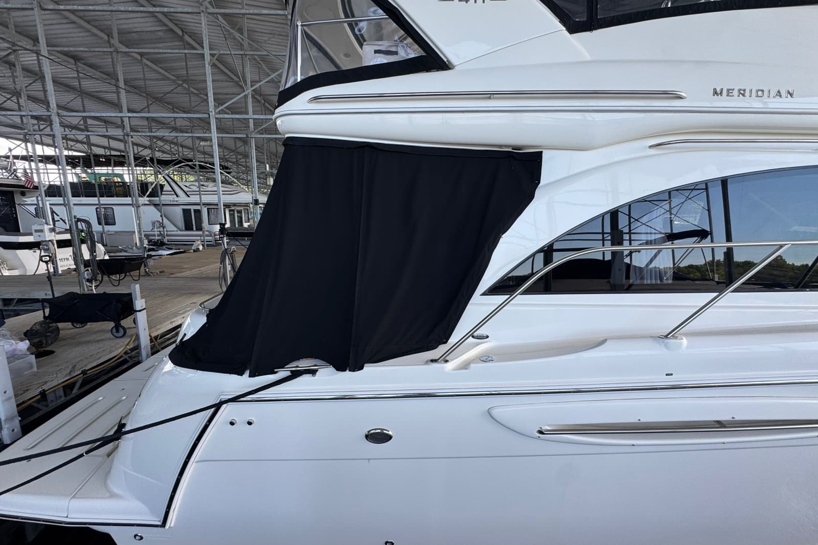 2008 Meridian 411 Sedan - Photo 21