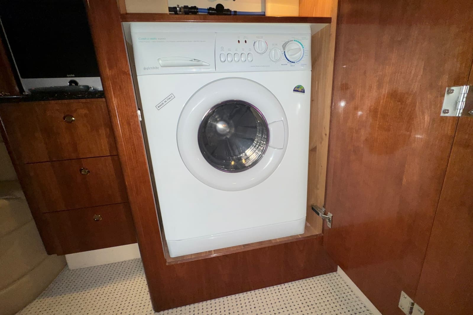 2008 Meridian 411 Sedan - Photo 94