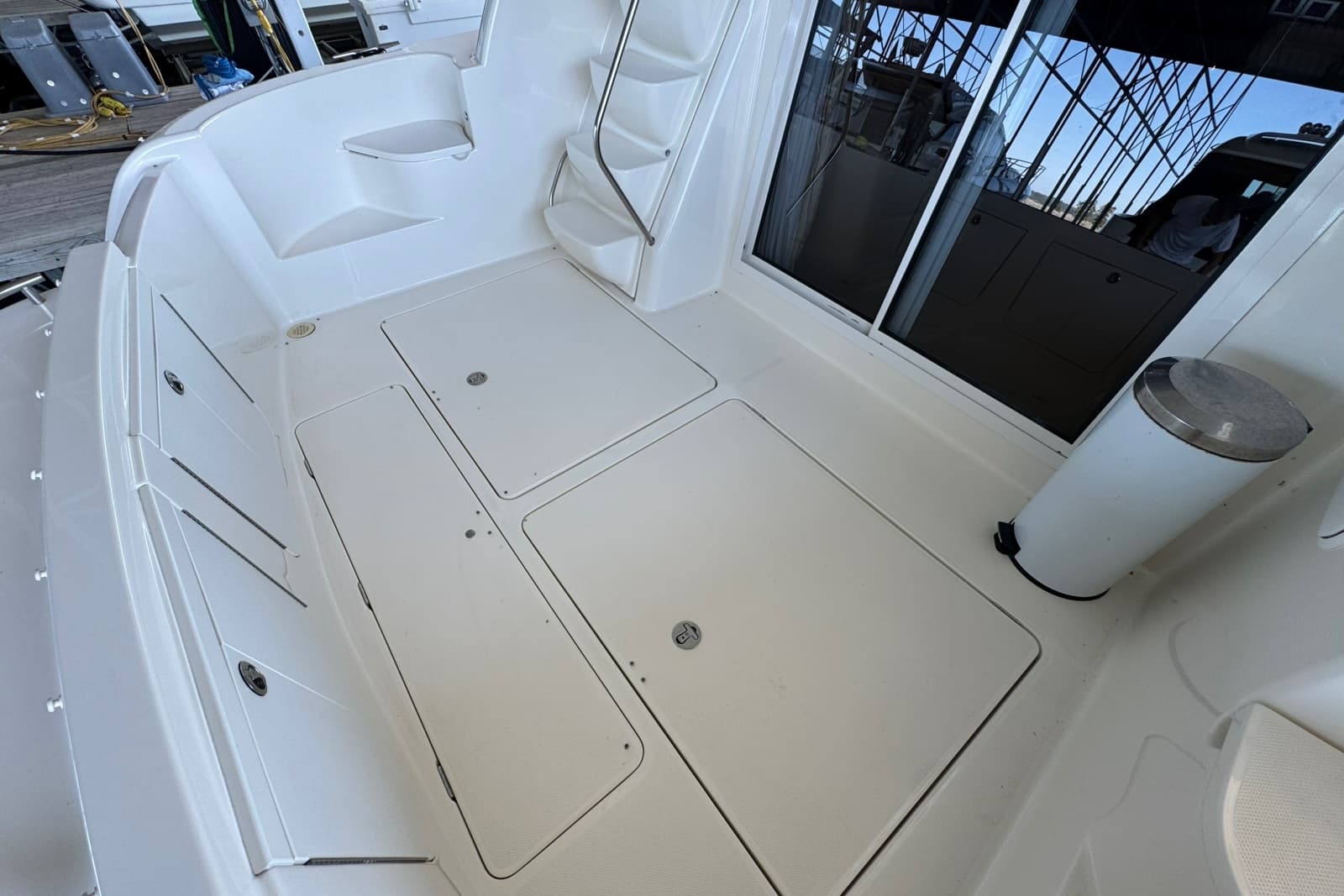 2008 Meridian 411 Sedan - Photo 29