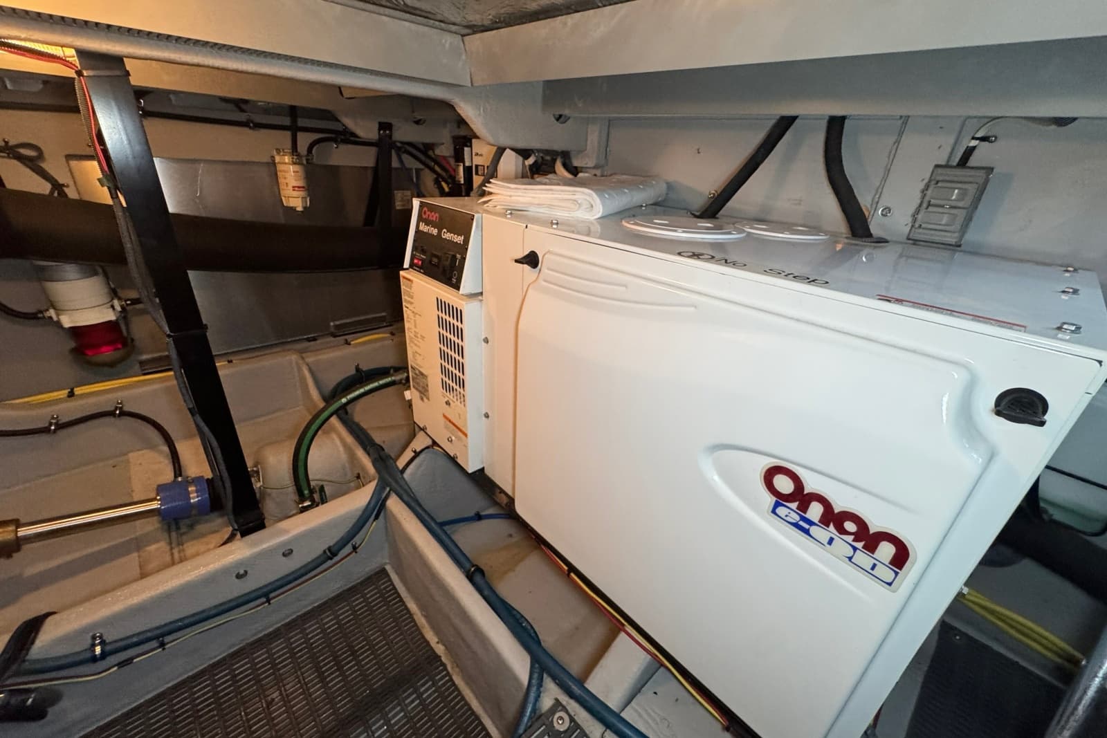 2008 Meridian 411 Sedan - Photo 114