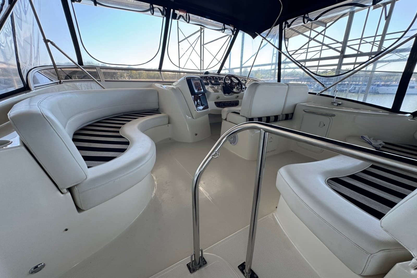 2008 Meridian 411 Sedan - Photo 56