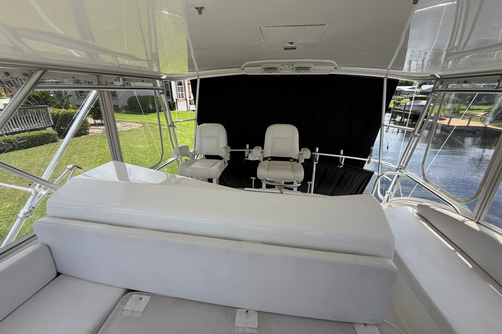 2007 Post 50 Convertible - Photo 31
