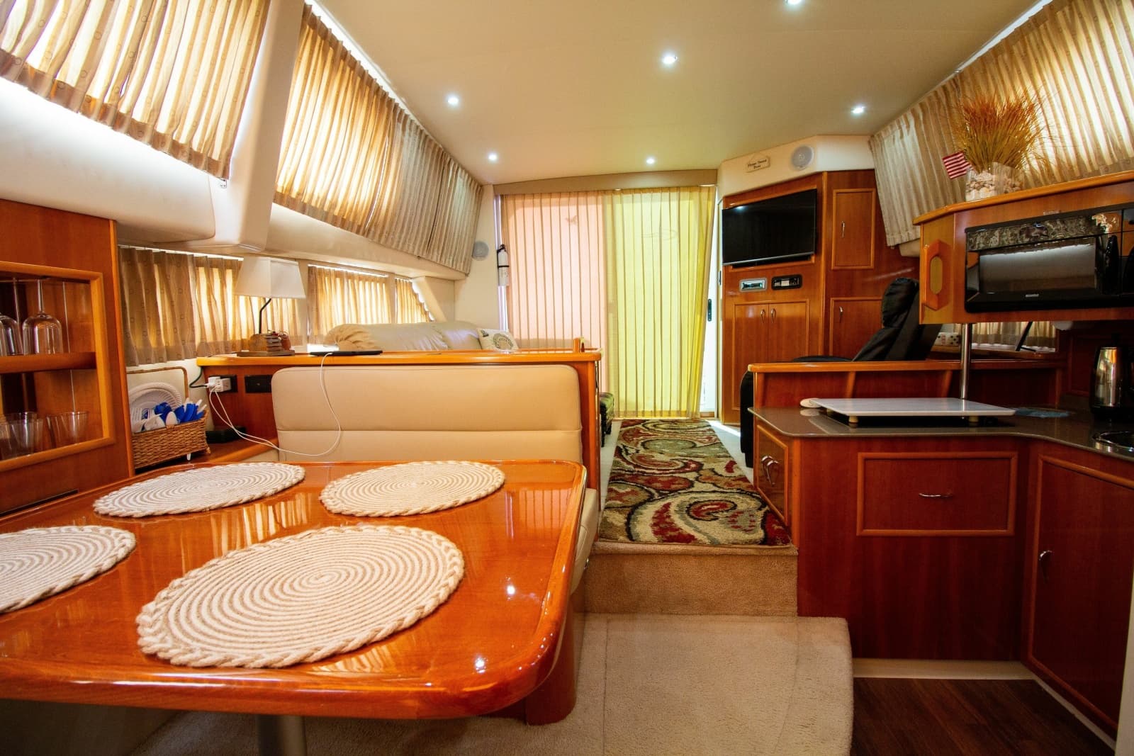 2006 Carver 33 Super Sport - Photo 56
