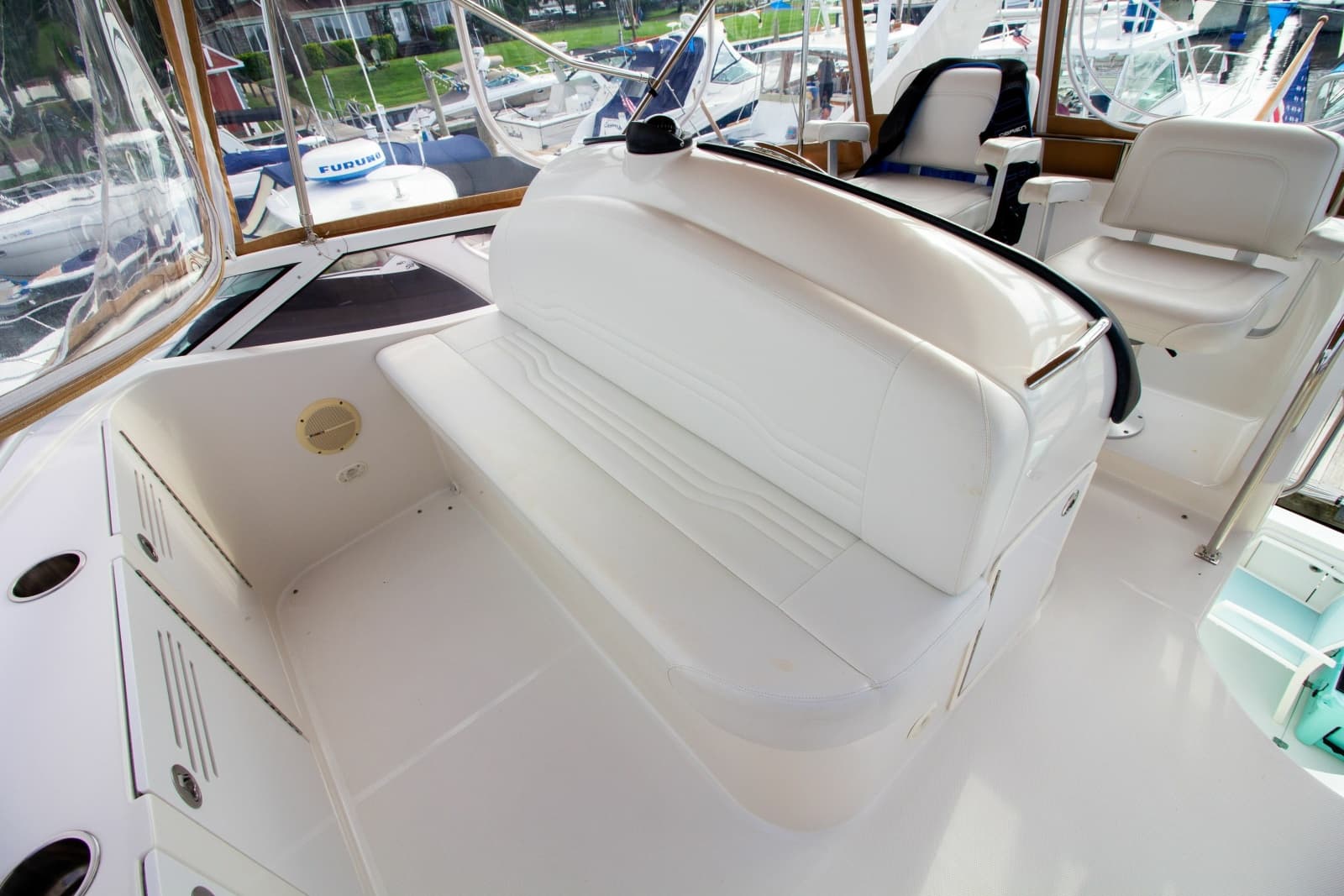 2006 Carver 33 Super Sport - Photo 43