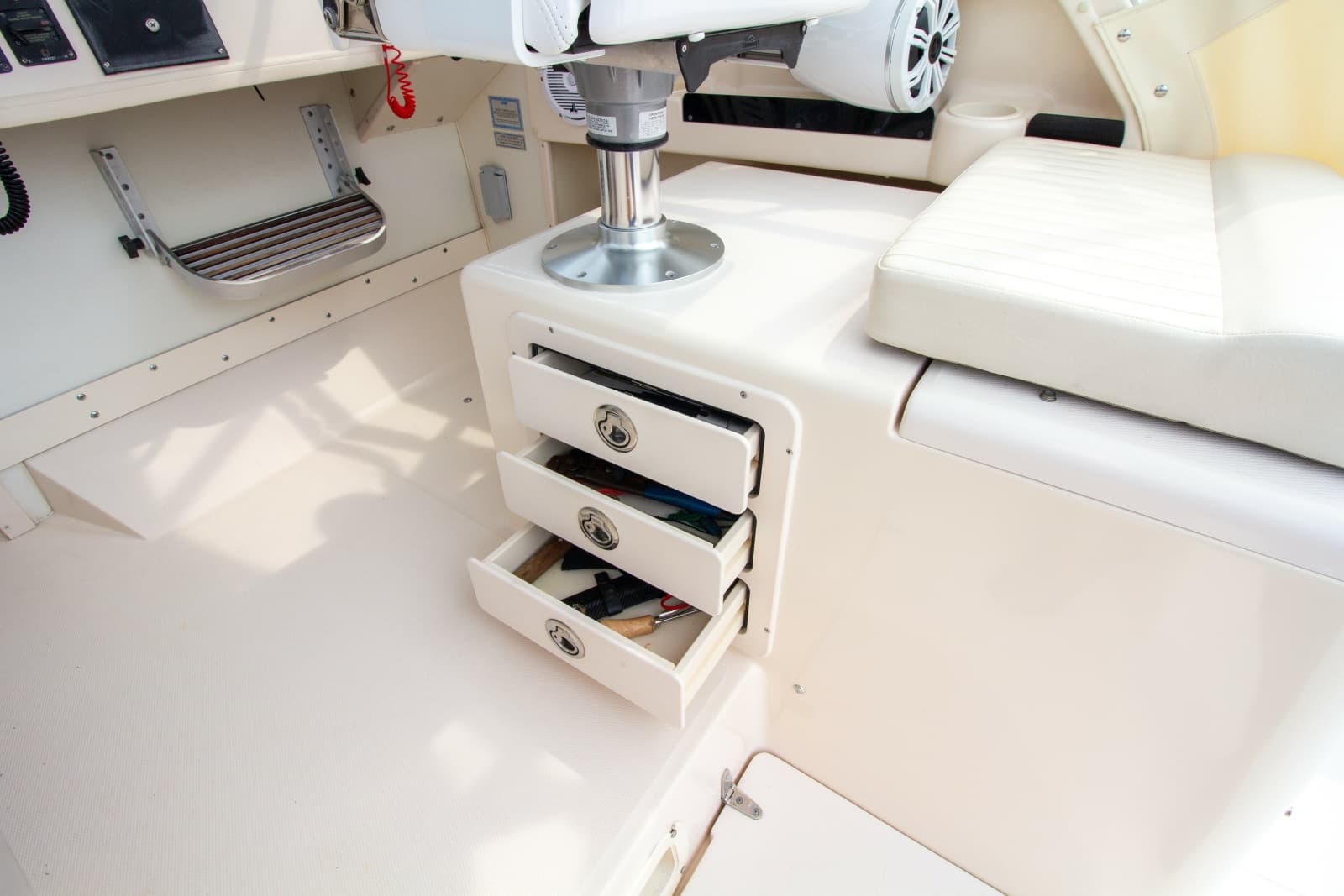 2004 Grady-White Marlin 300 - Photo 40