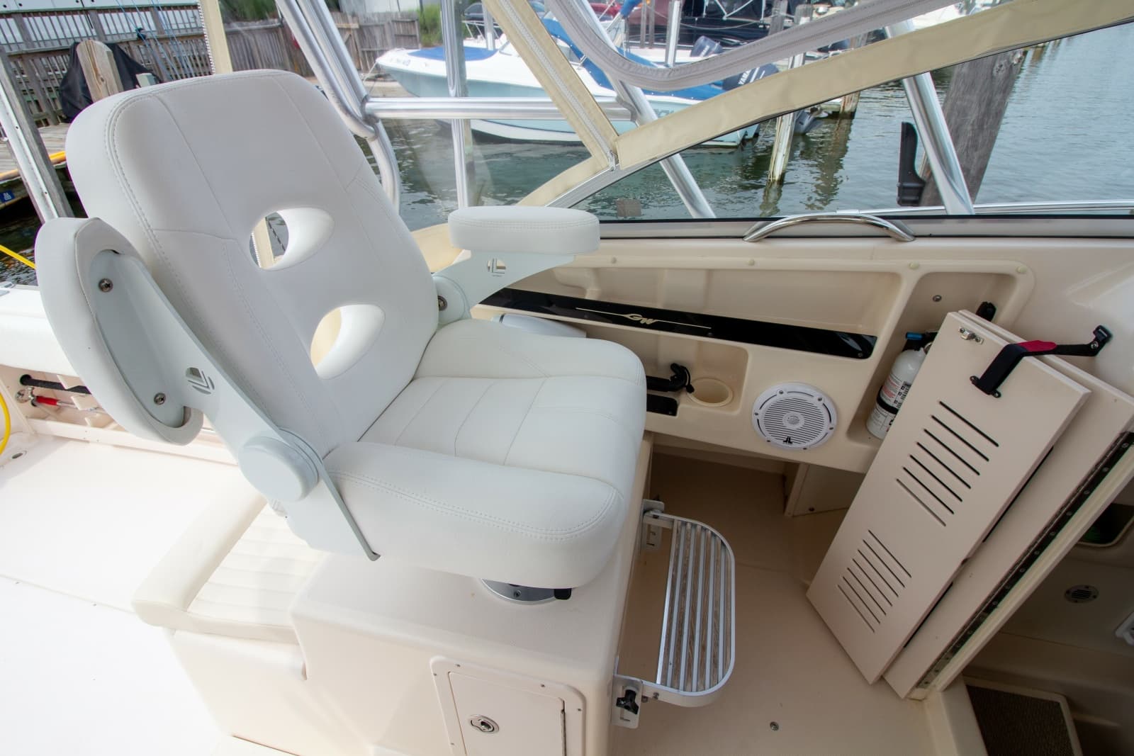 2004 Grady-White Marlin 300 - Photo 49