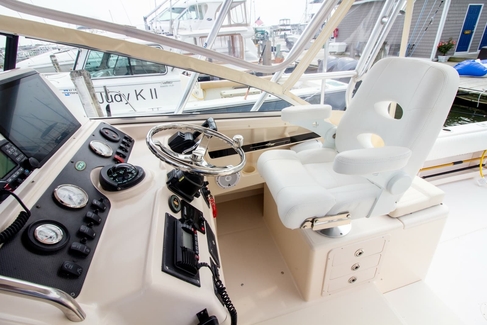 2004 Grady-White Marlin 300 - Photo 48