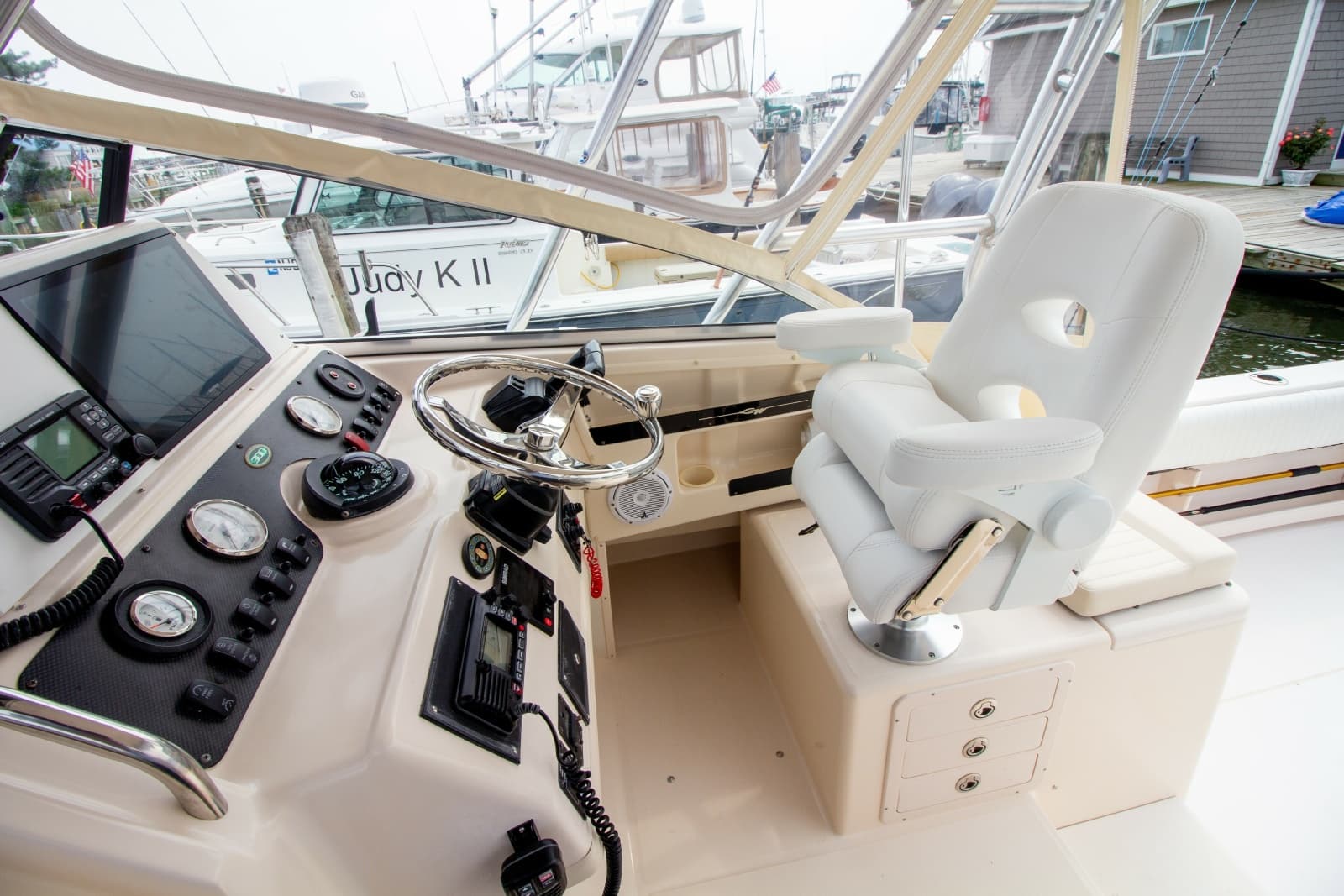 2004 Grady-White Marlin 300 - Photo 47