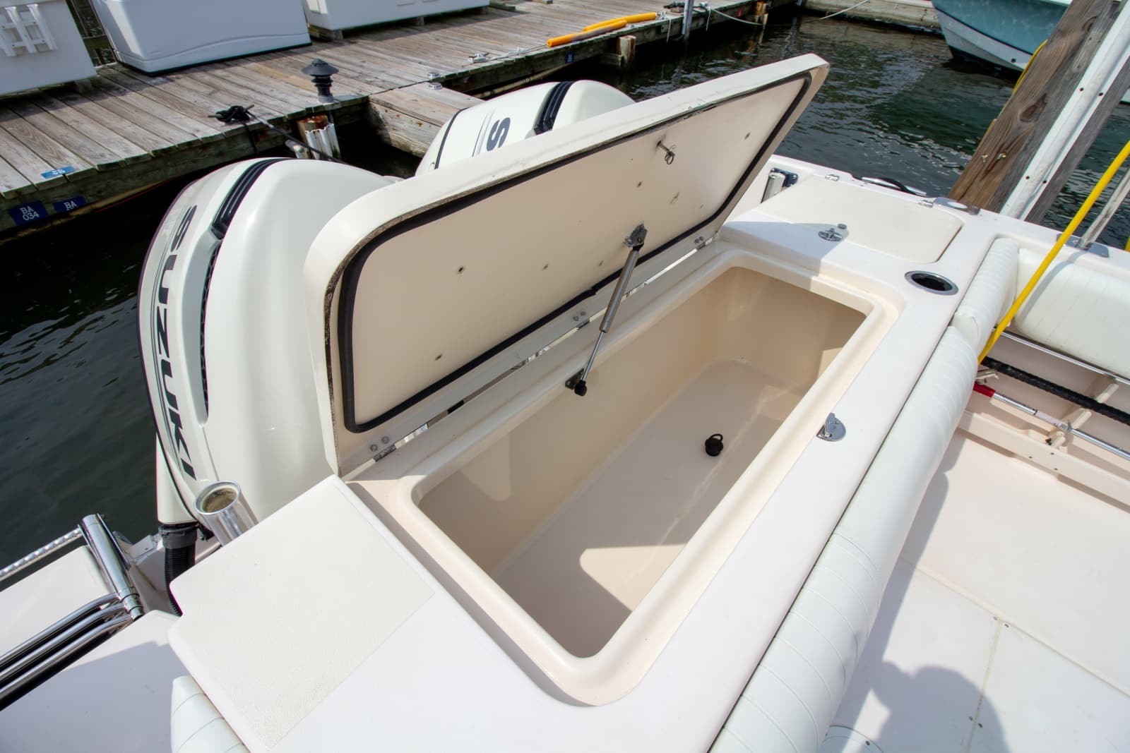 2004 Grady-White Marlin 300 - Photo 21