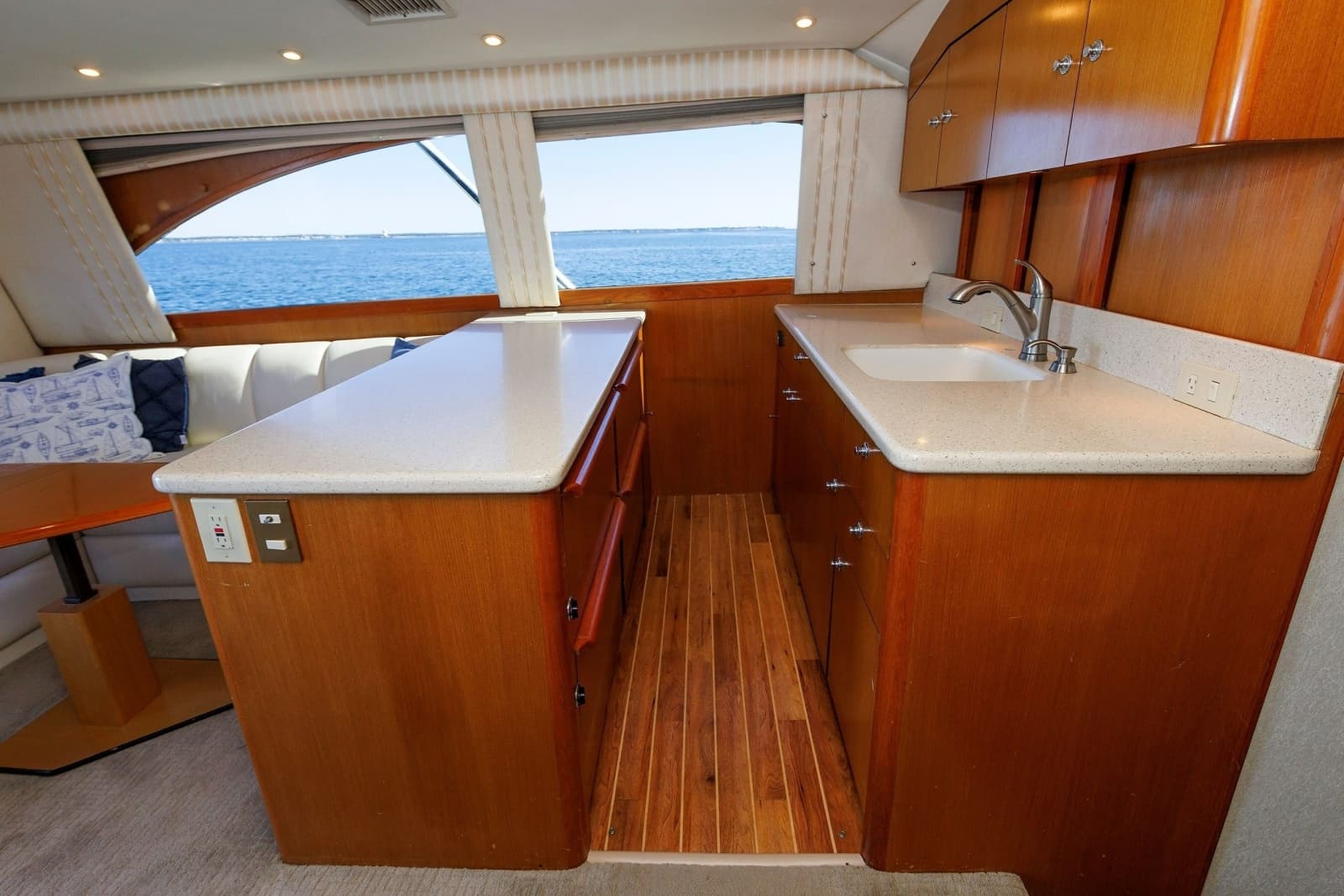 2004 Ocean Yachts 43 Super Sport - Photo 30